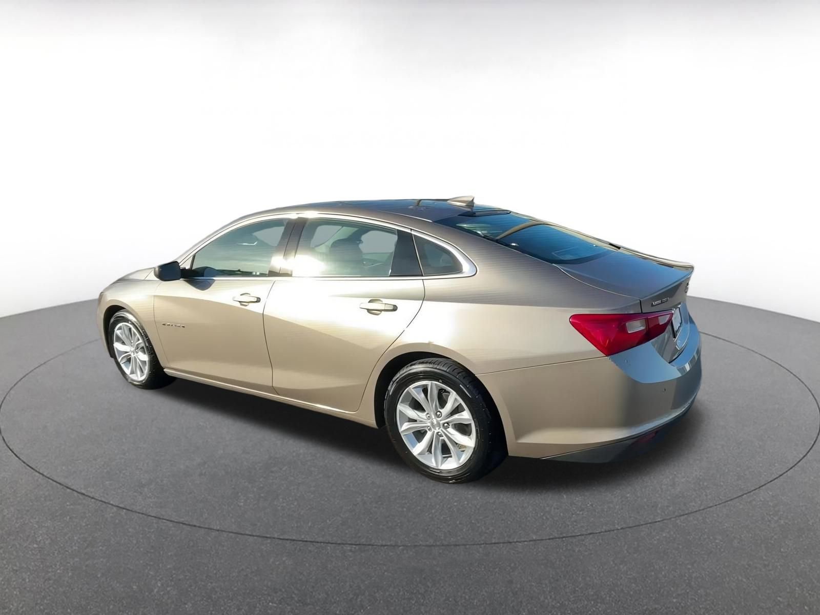 2023 Chevrolet Malibu LT 8