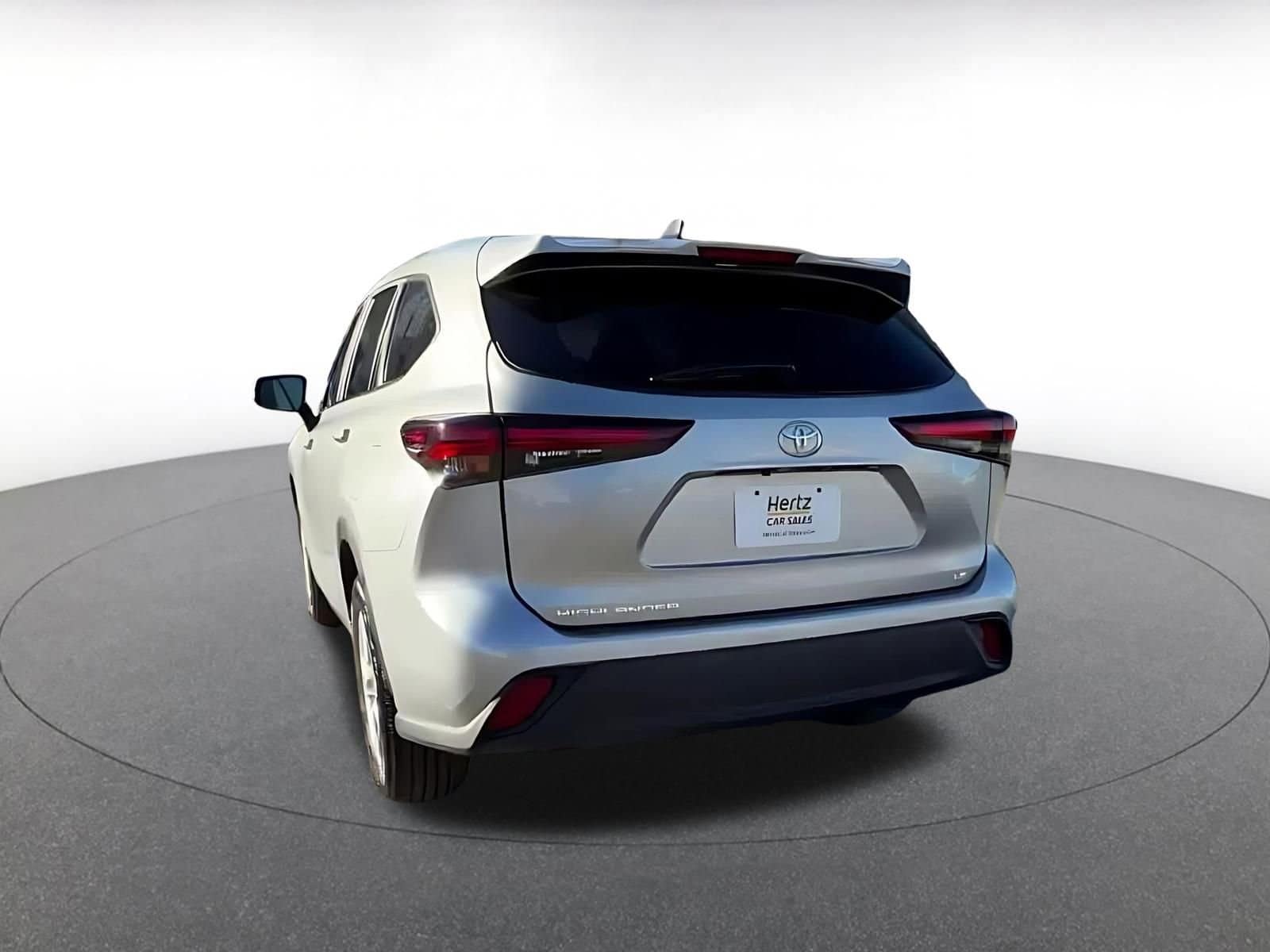 Thumbnail: 2025 Toyota Highlander - 11