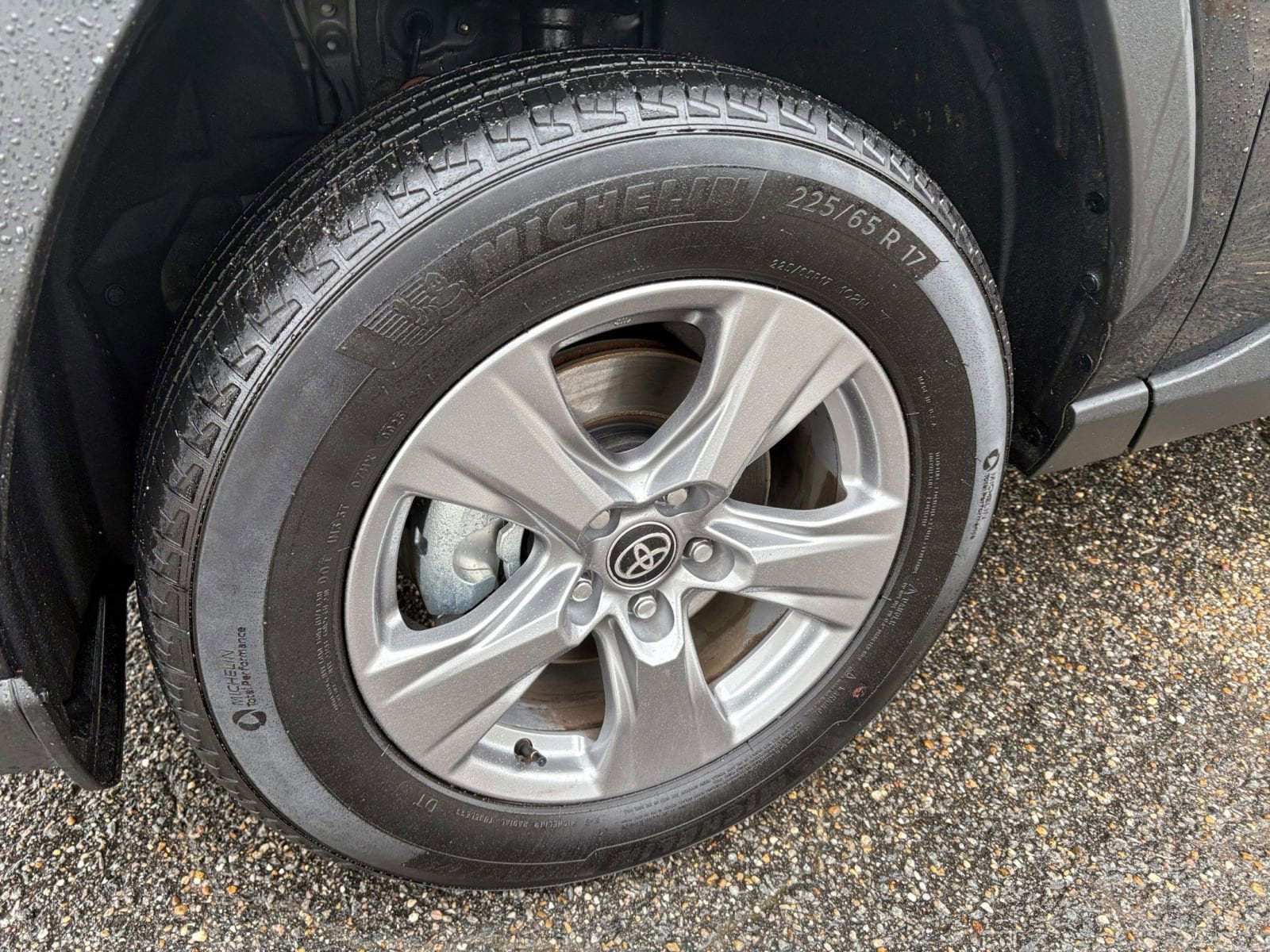 Thumbnail: 2025 Toyota RAV4 - 29