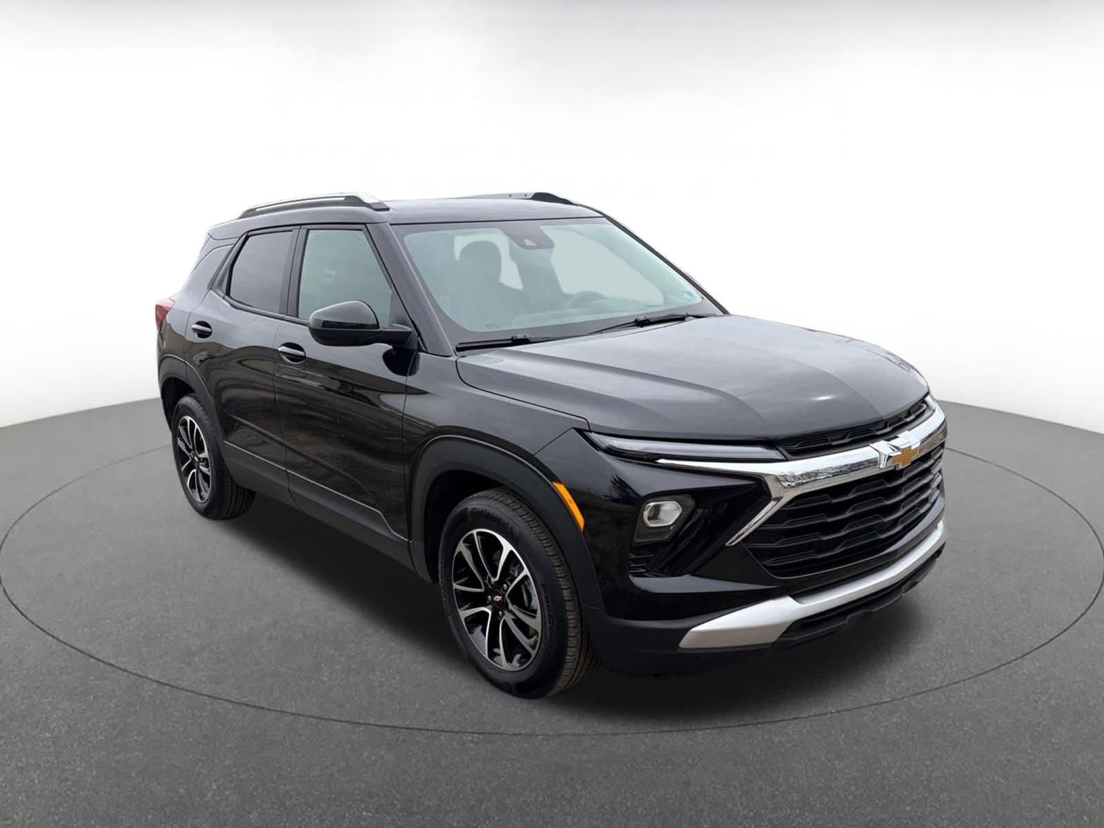 Thumbnail: 2025 Chevrolet TrailBlazer - 1