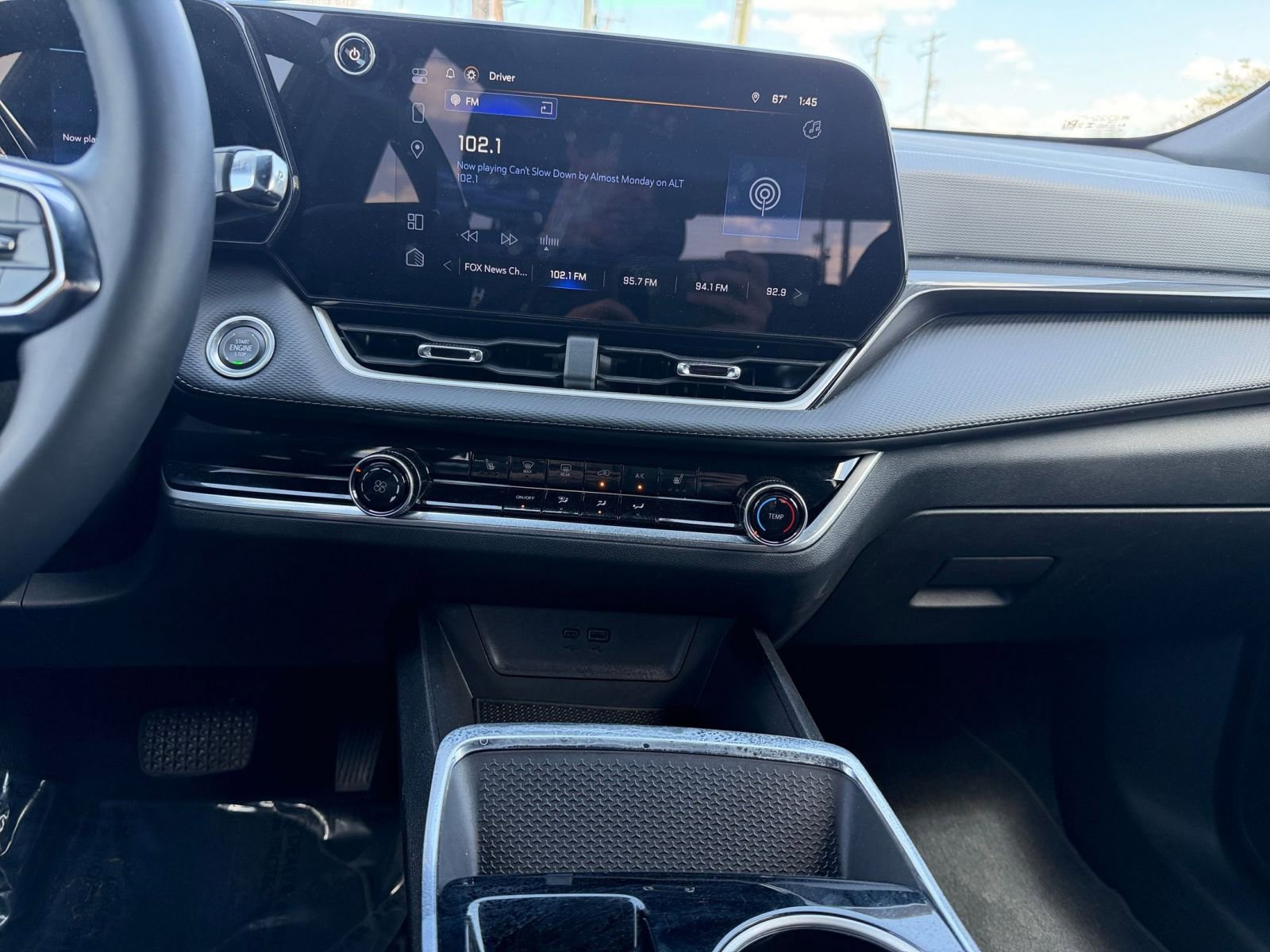 Thumbnail: 2025 Chevrolet Equinox - 17