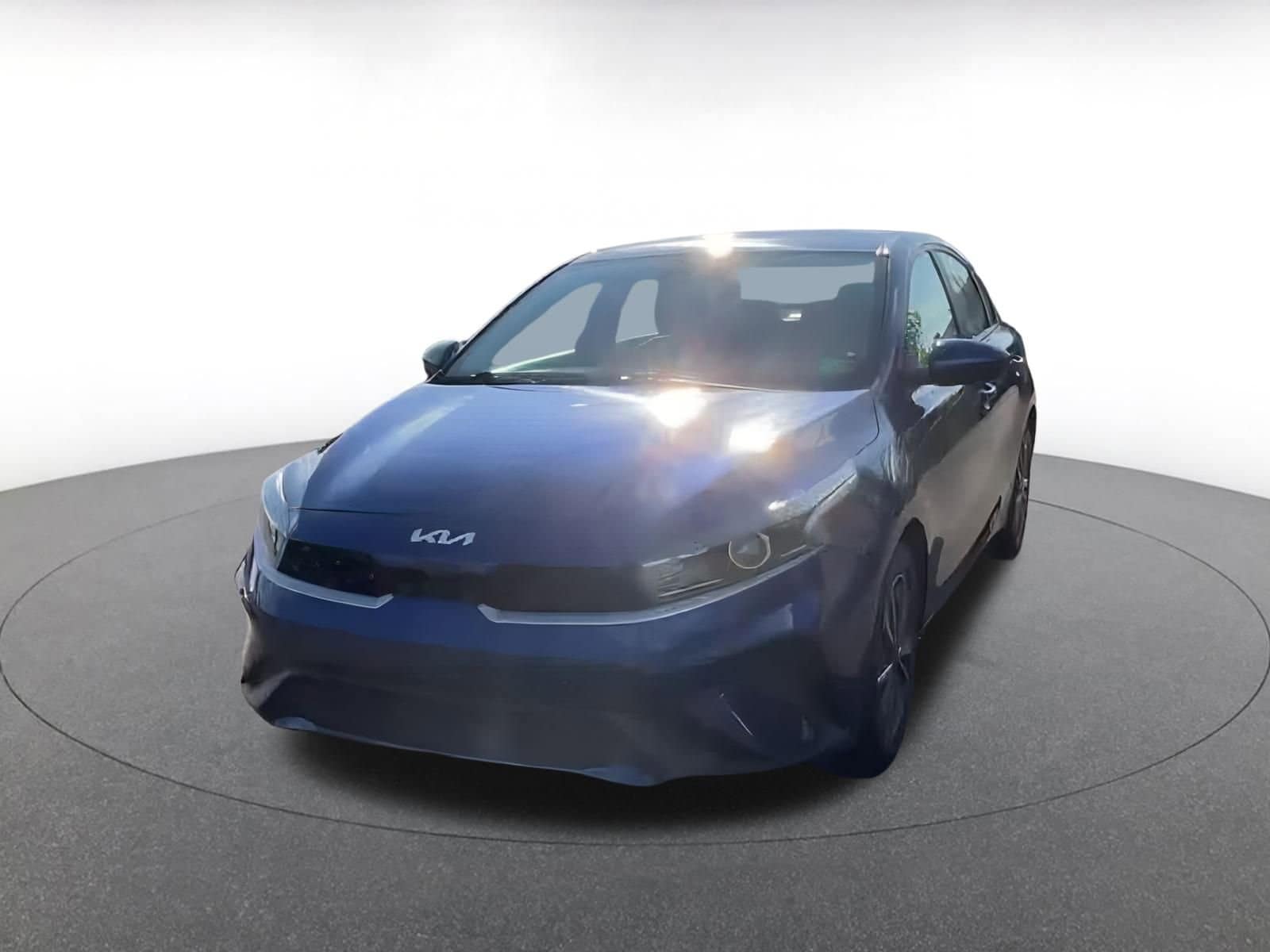 Thumbnail: 2023 Kia Forte - 7