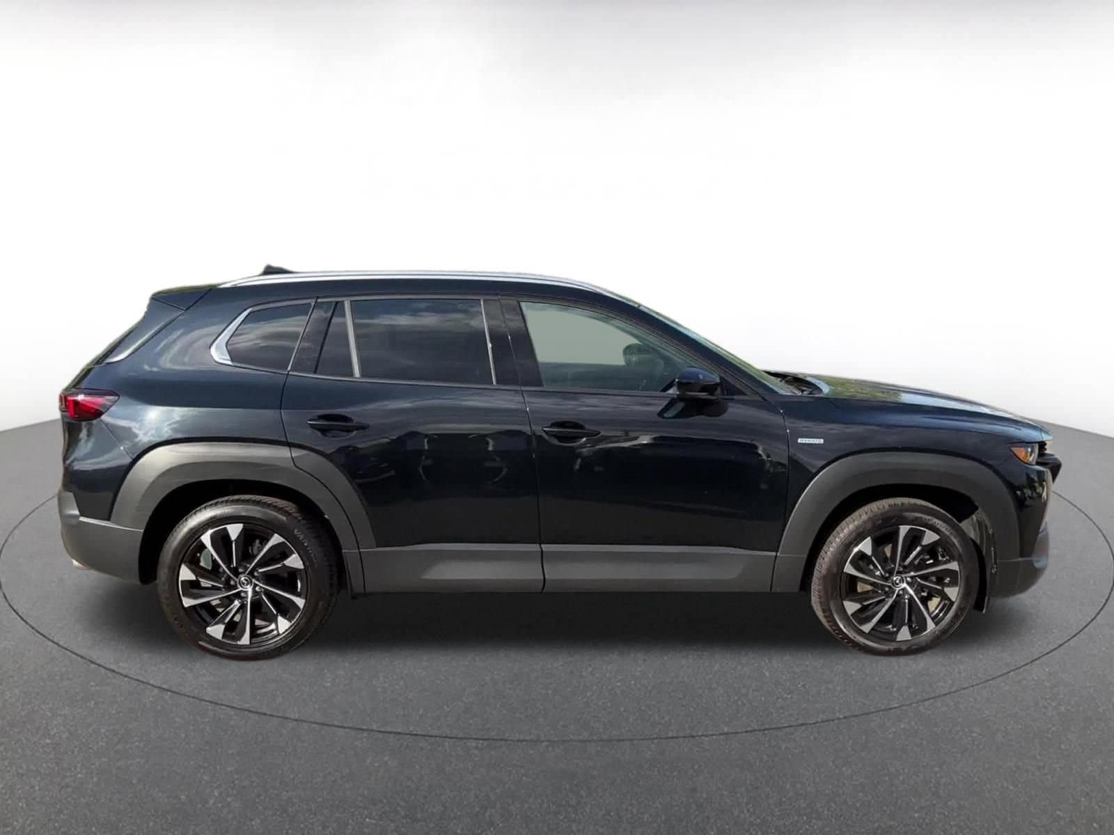 Thumbnail: 2025 Mazda CX-50 - 16
