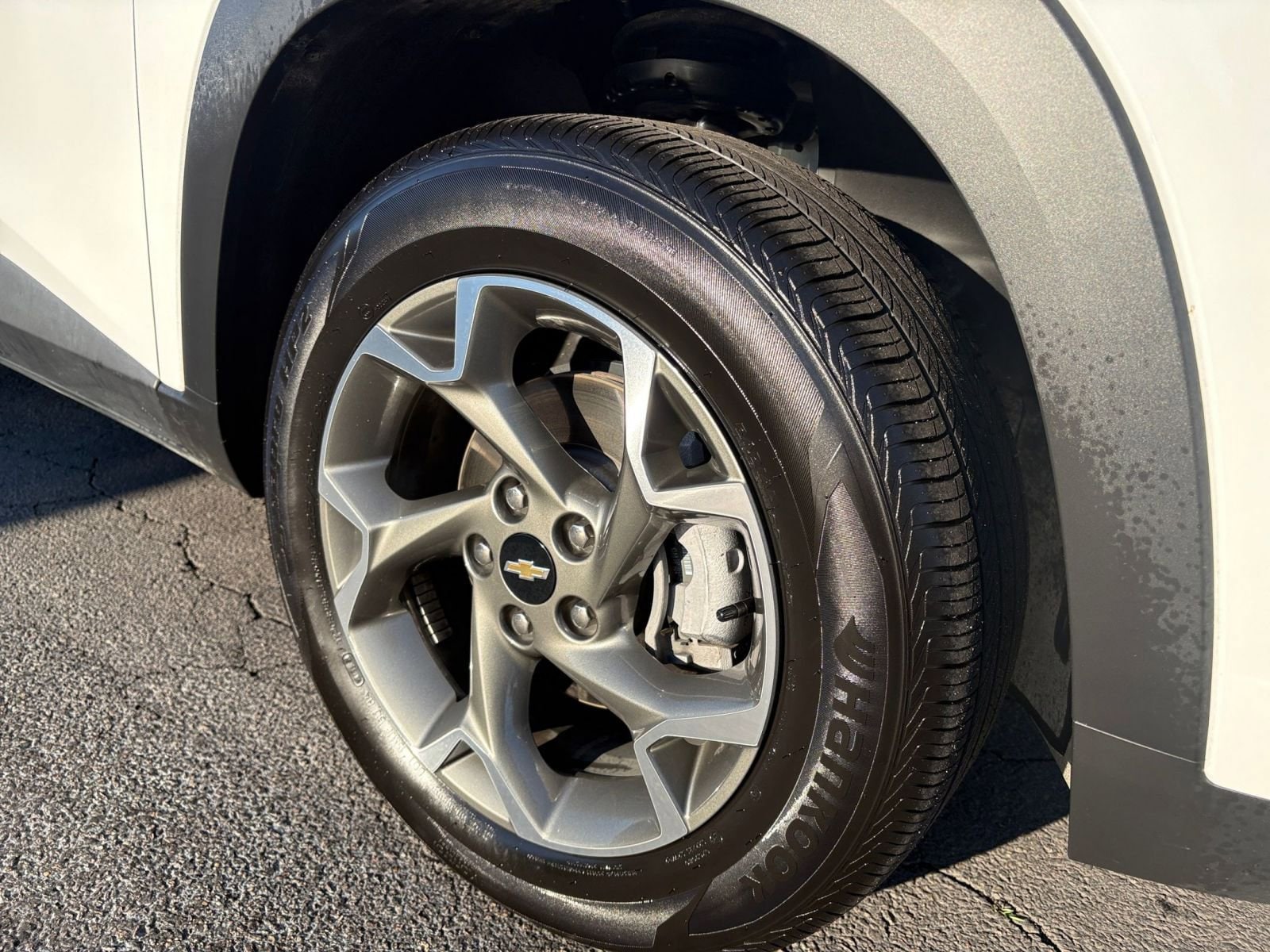 Thumbnail: 2025 Chevrolet Trax - 28