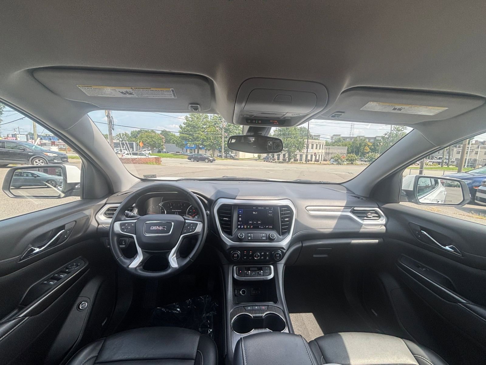 Thumbnail: 2023 GMC Acadia - 33