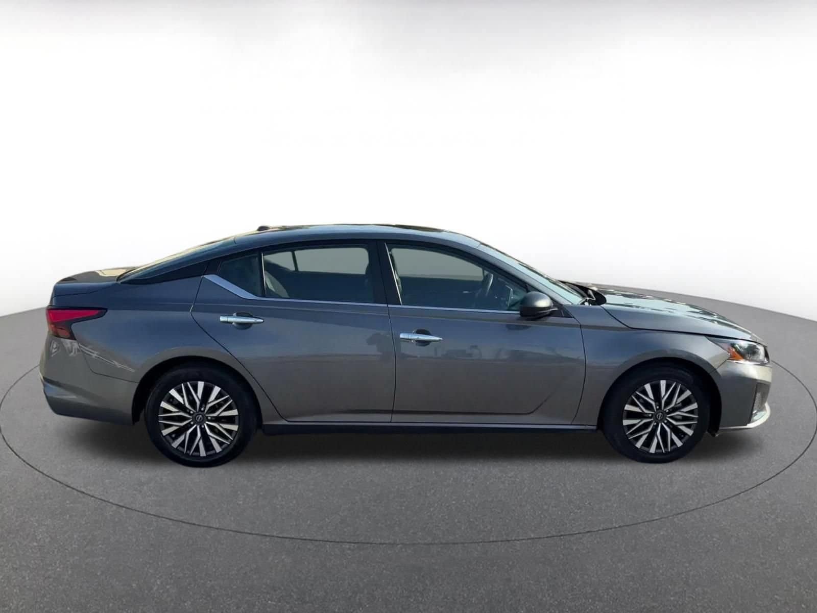 Thumbnail: 2025 Nissan Altima - 15