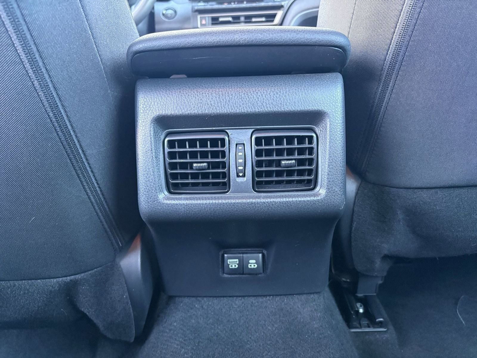 Thumbnail: 2025 Toyota Camry - 23