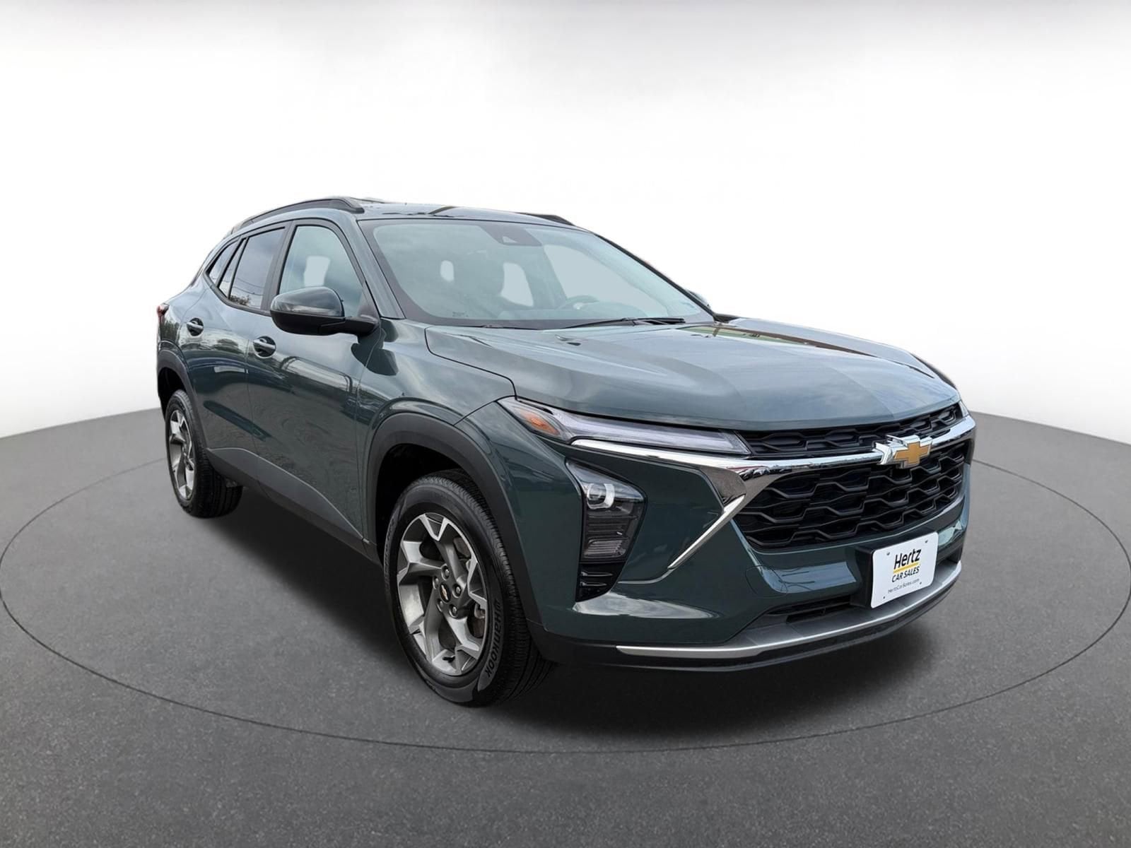 Thumbnail: 2025 Chevrolet Trax - 1