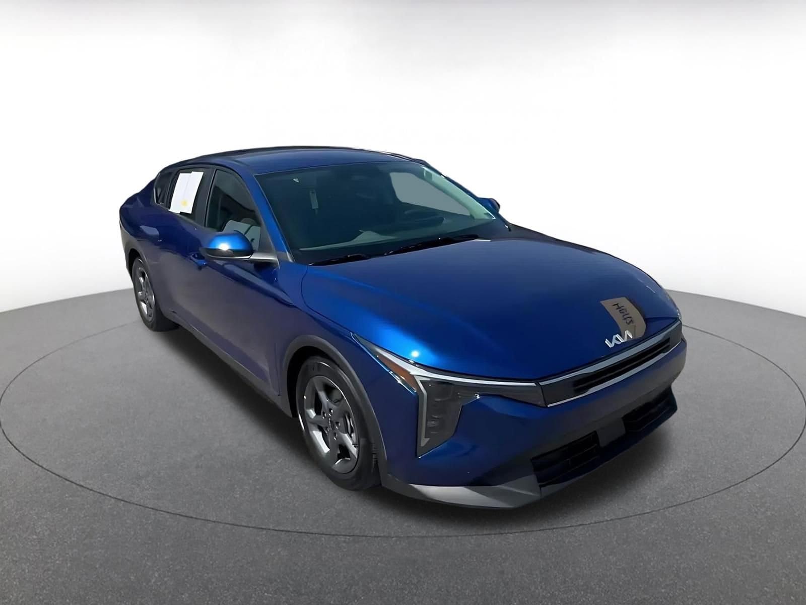 Thumbnail: 2025 Kia K4 - 3