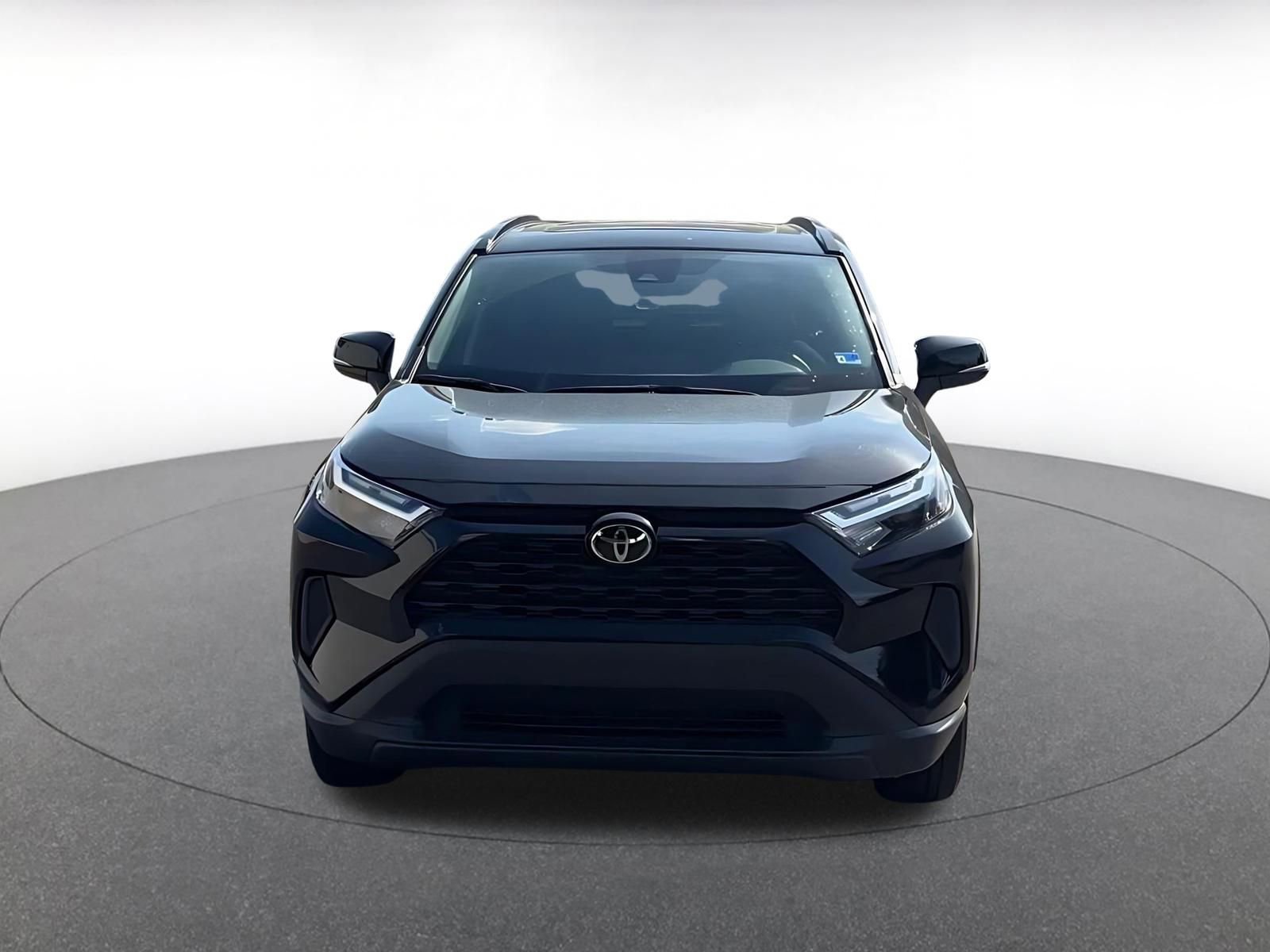 Thumbnail: 2025 Toyota RAV4 - 4