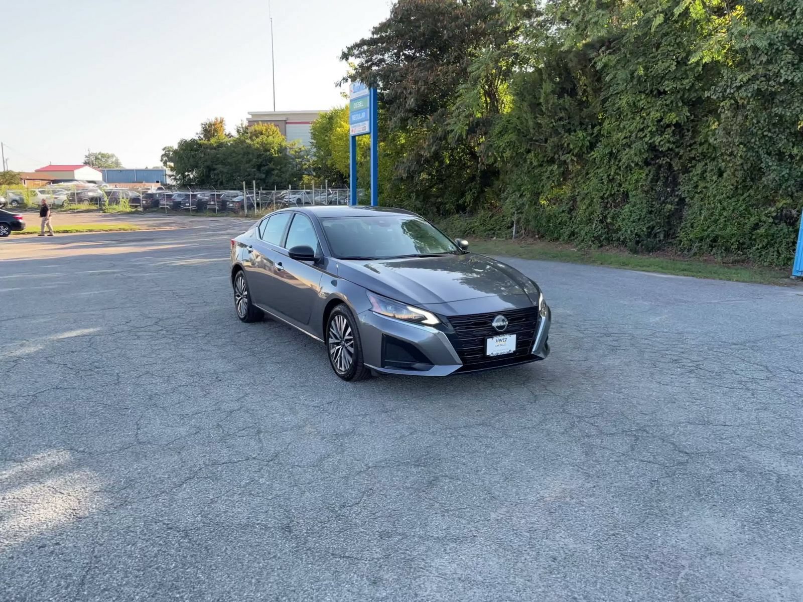 Thumbnail: 2025 Nissan Altima - 3