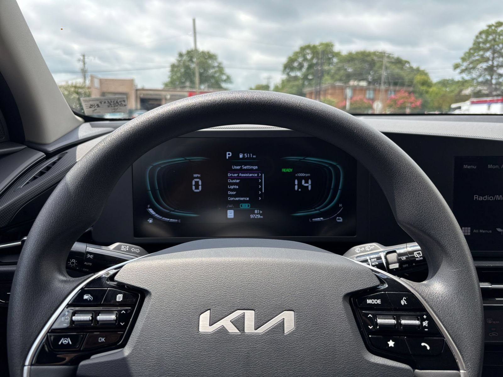 Thumbnail: 2026 Kia Niro - 32