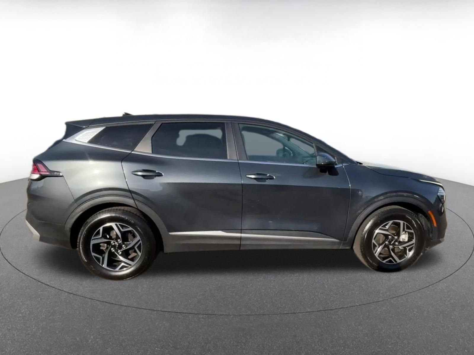 Thumbnail: 2024 Kia Sportage - 16
