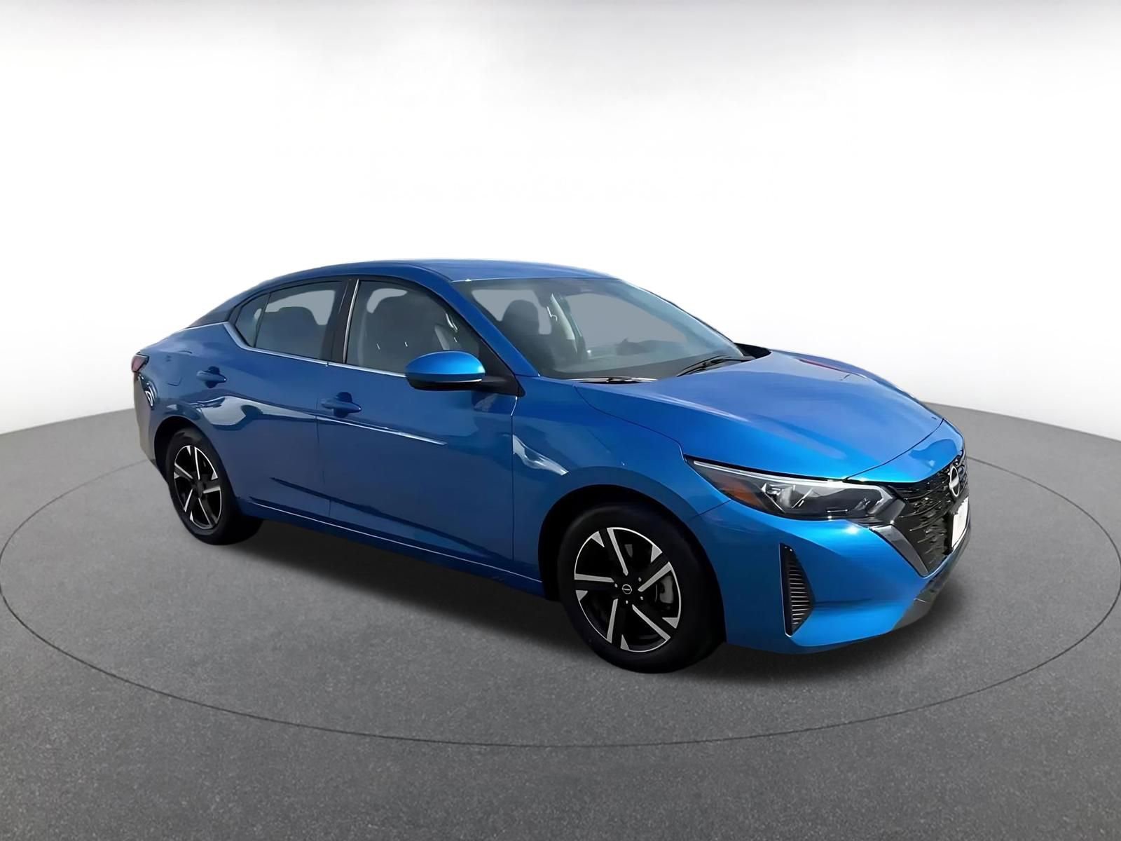 Thumbnail: 2025 Nissan Sentra - 2