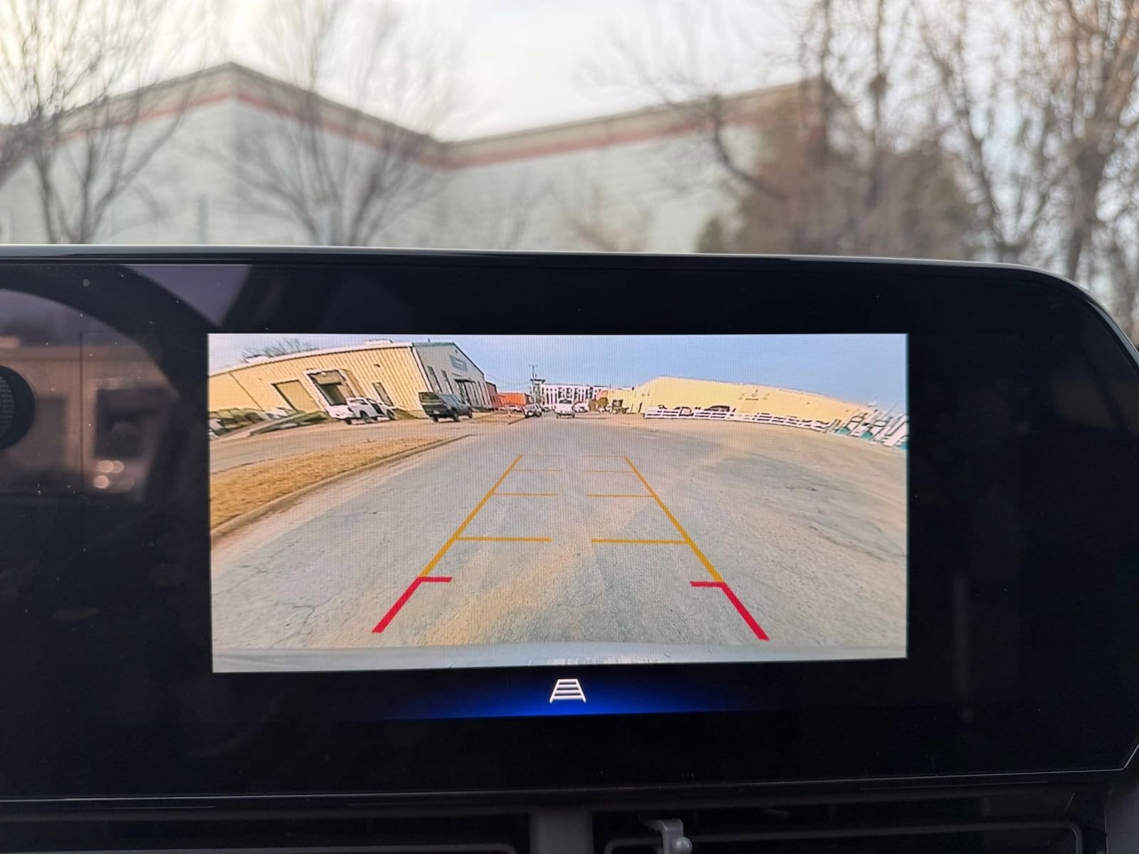 Thumbnail: 2025 Chevrolet Trax - 17