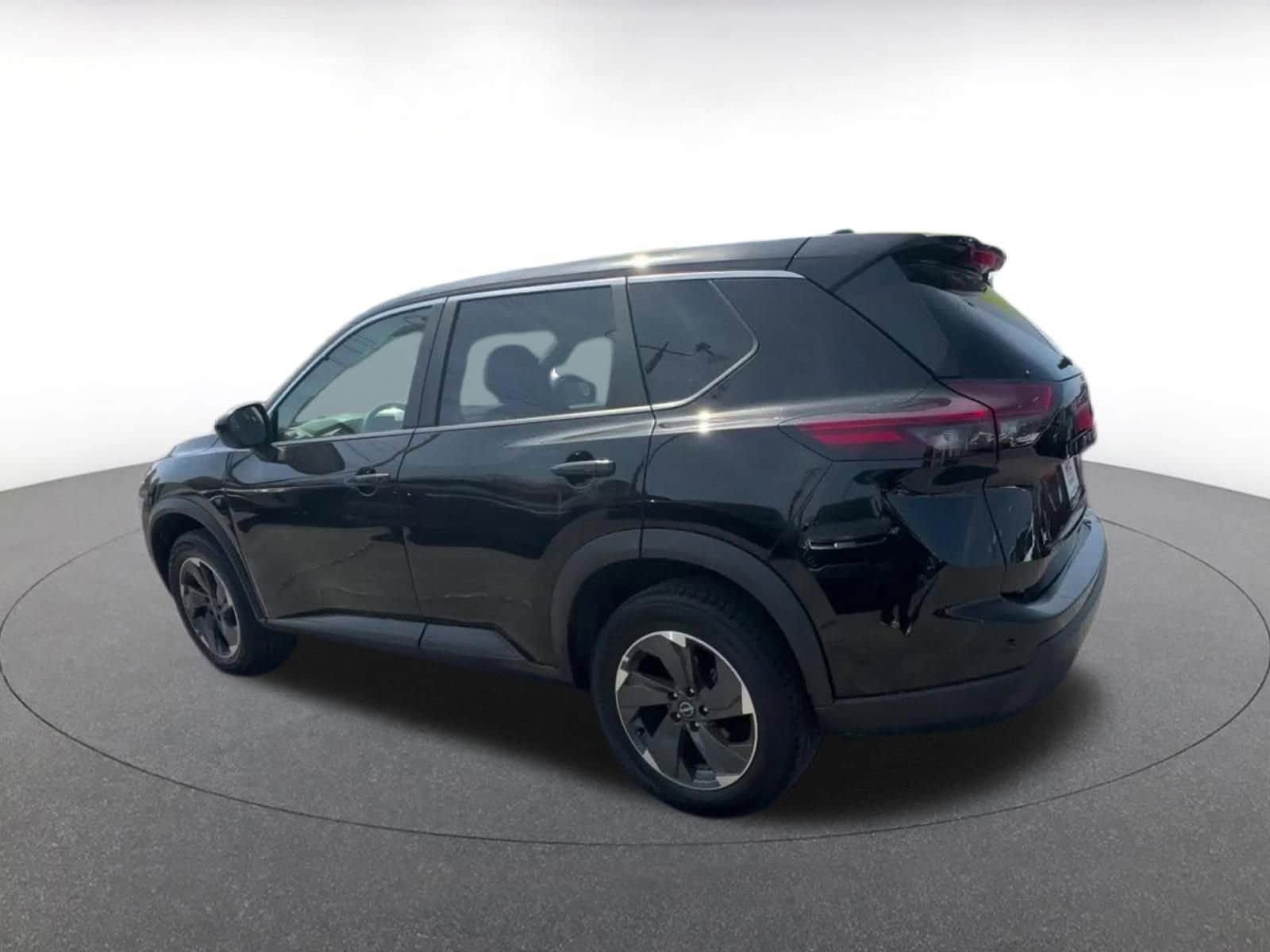 Thumbnail: 2025 Nissan Rogue - 10