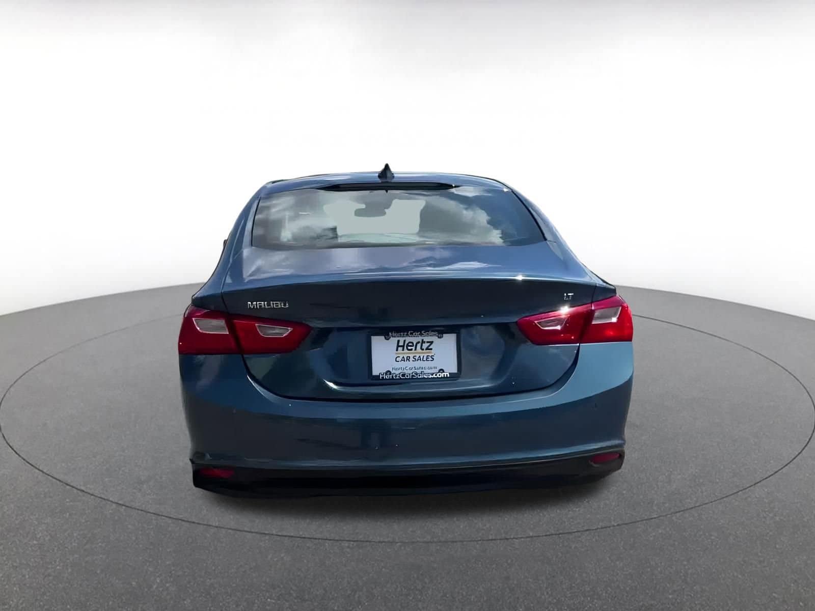 Thumbnail: 2024 Chevrolet Malibu - 12