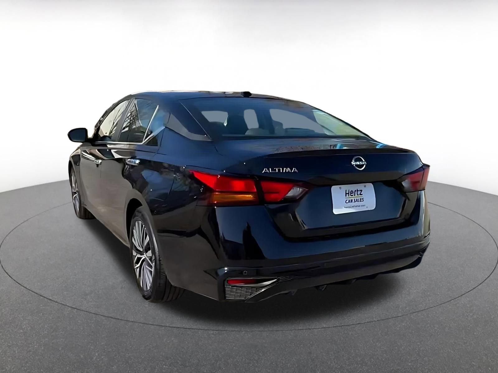 Thumbnail: 2025 Nissan Altima - 11