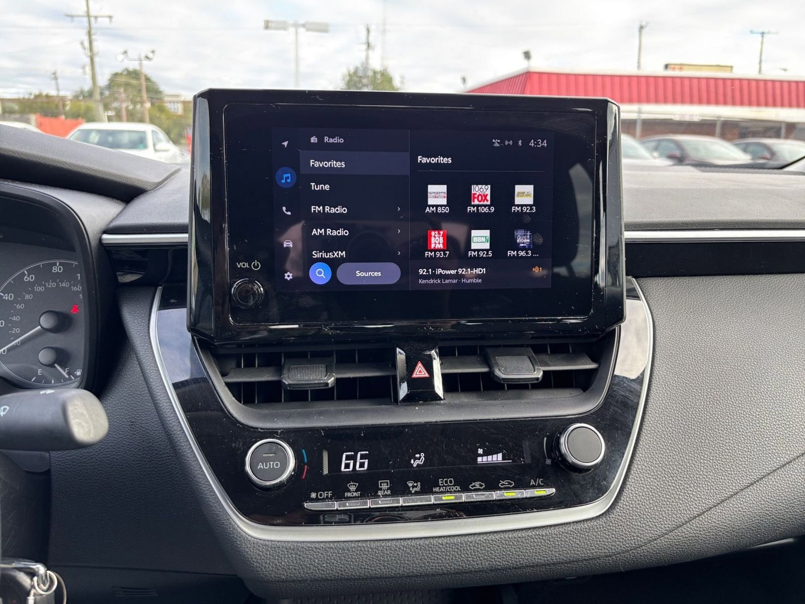 Thumbnail: 2024 Toyota Corolla - 18