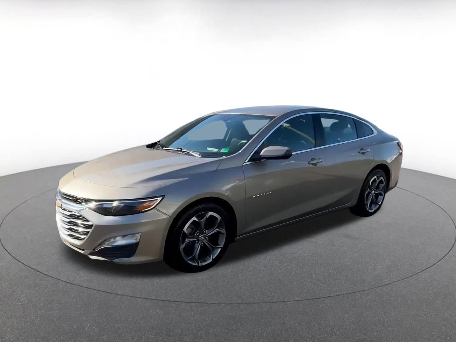 Thumbnail: 2024 Chevrolet Malibu - 8