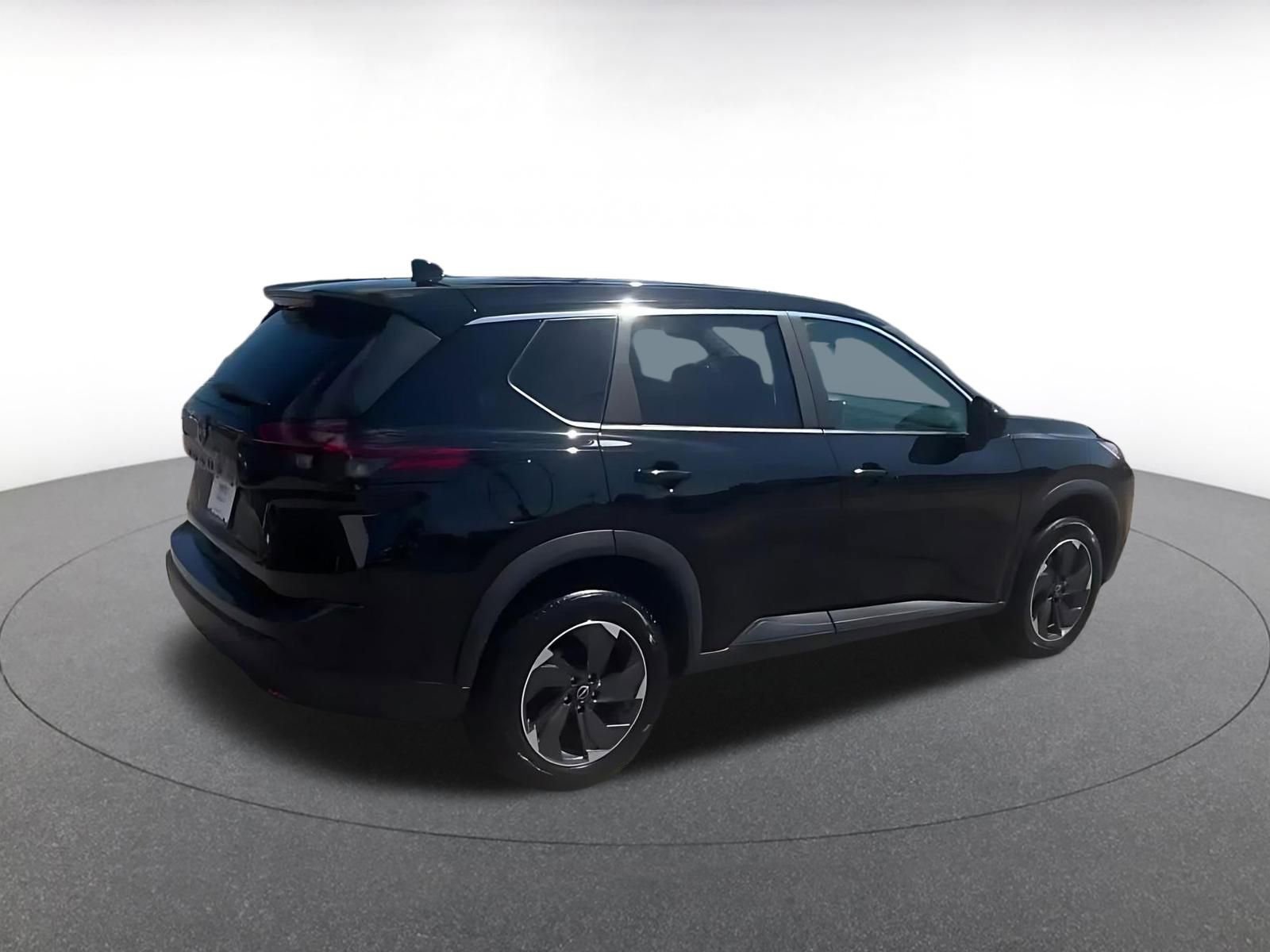 Thumbnail: 2025 Nissan Rogue - 15