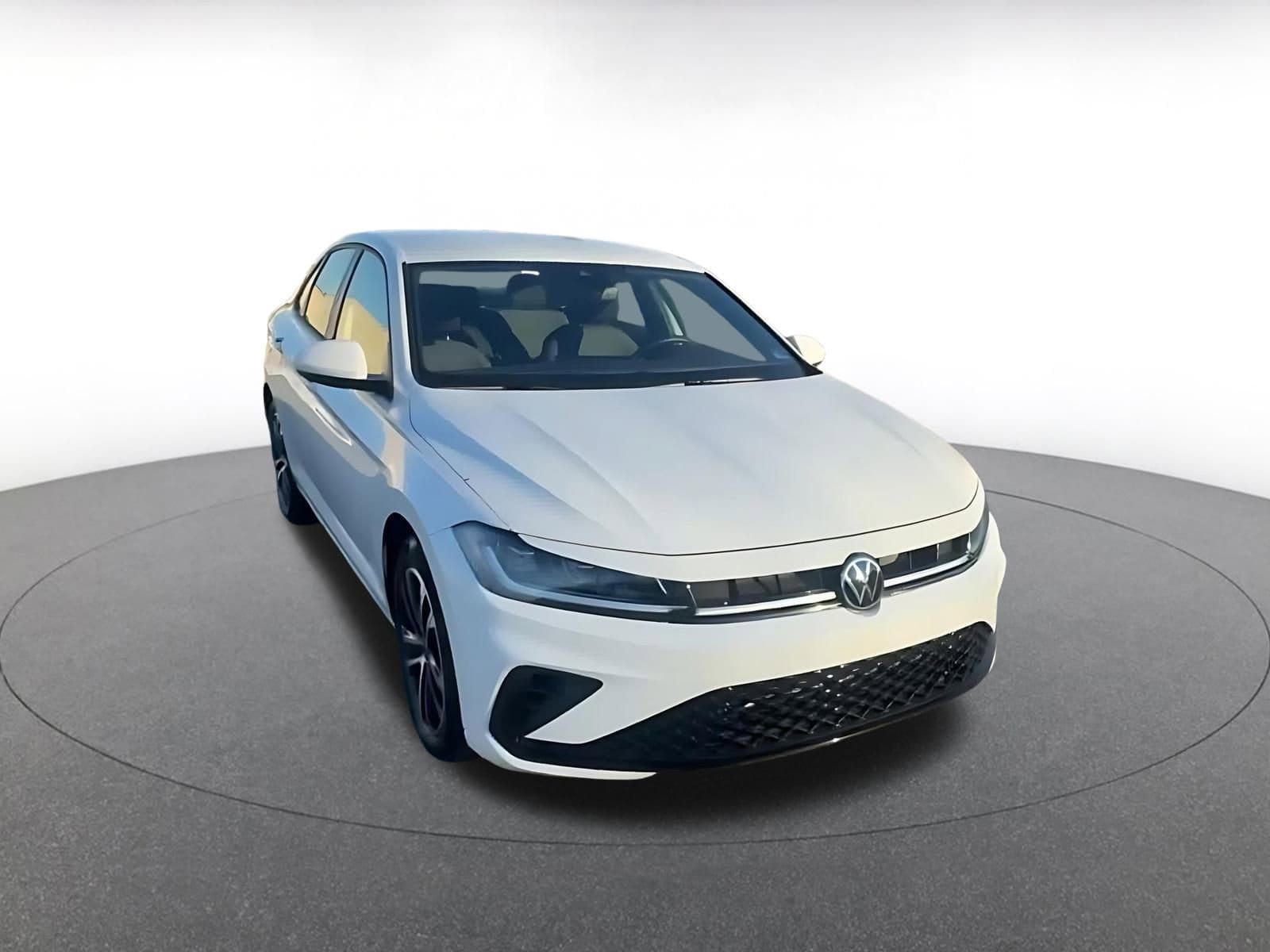 Thumbnail: 2025 Volkswagen Jetta - 3