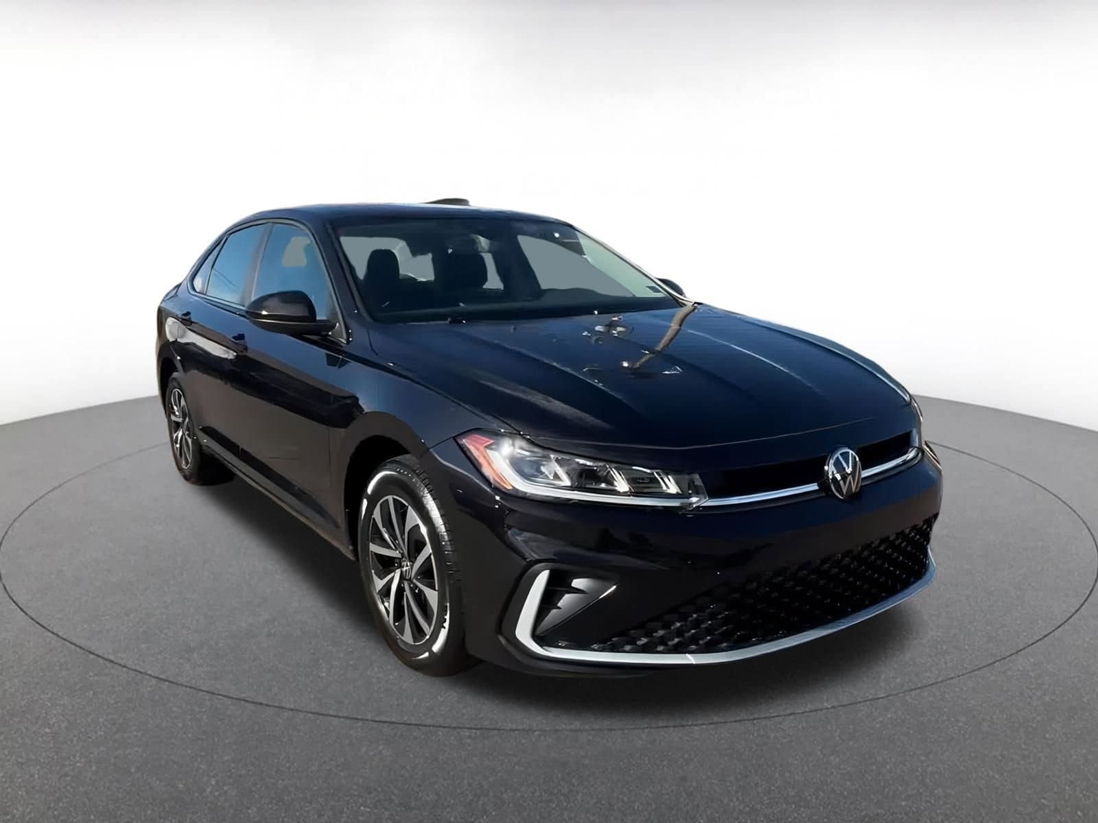 Thumbnail: 2025 Volkswagen Jetta - 3