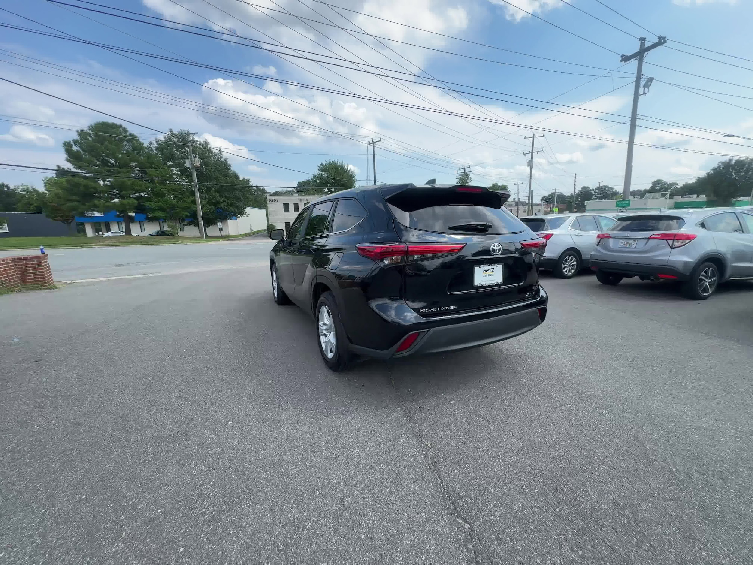 2023 Toyota Highlander LE 11