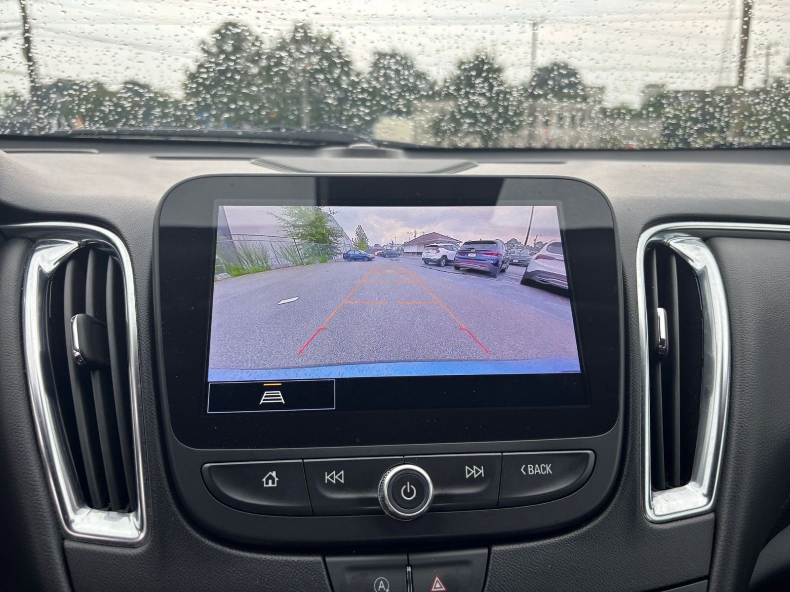 Thumbnail: 2024 Chevrolet Malibu - 17