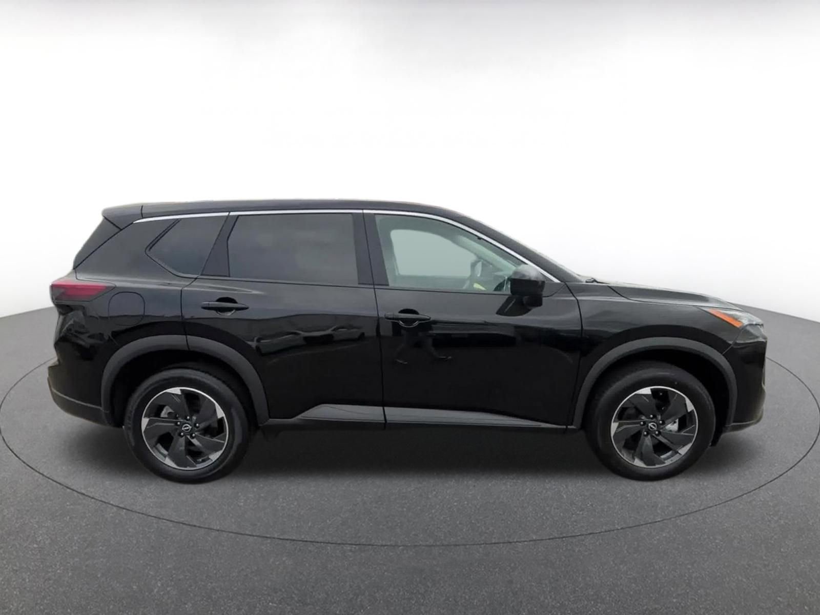 Thumbnail: 2025 Nissan Rogue - 16