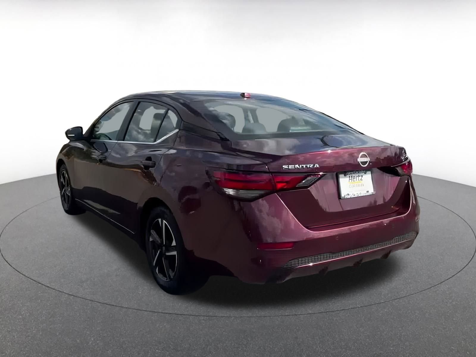 Thumbnail: 2024 Nissan Sentra - 9