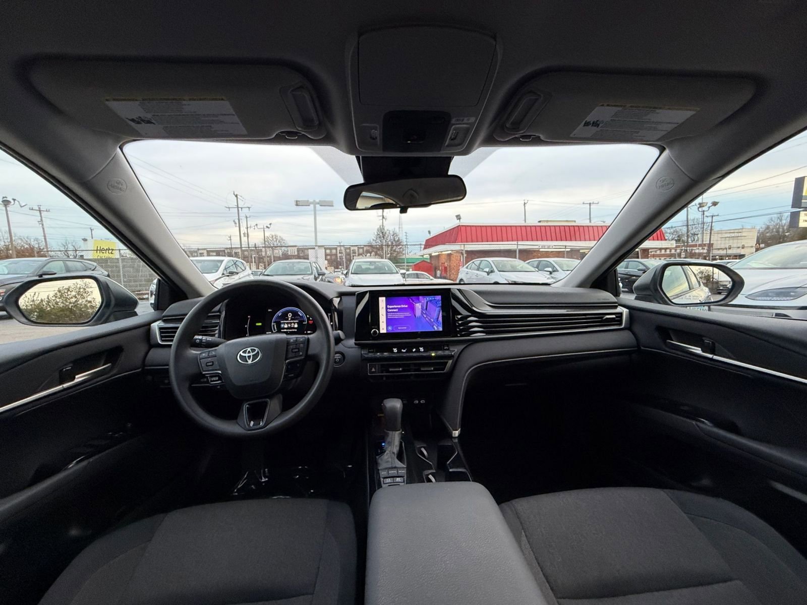 Thumbnail: 2025 Toyota Camry - 32