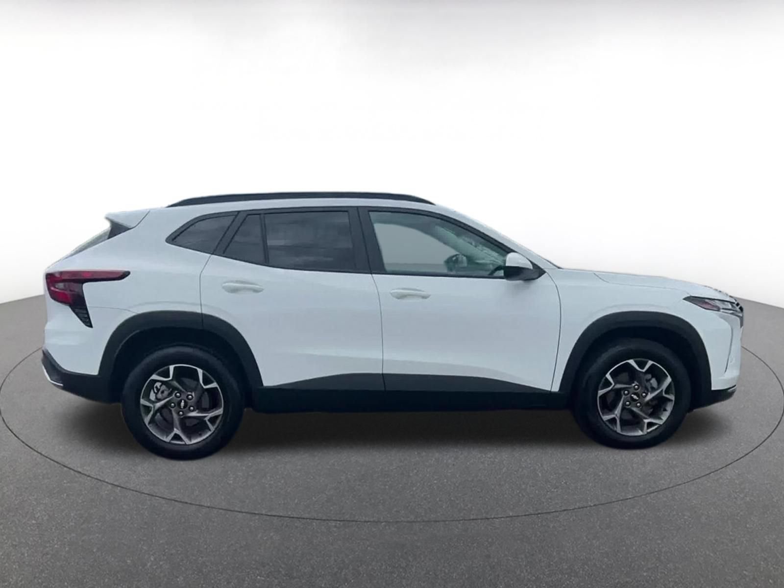 Thumbnail: 2025 Chevrolet Trax - 13