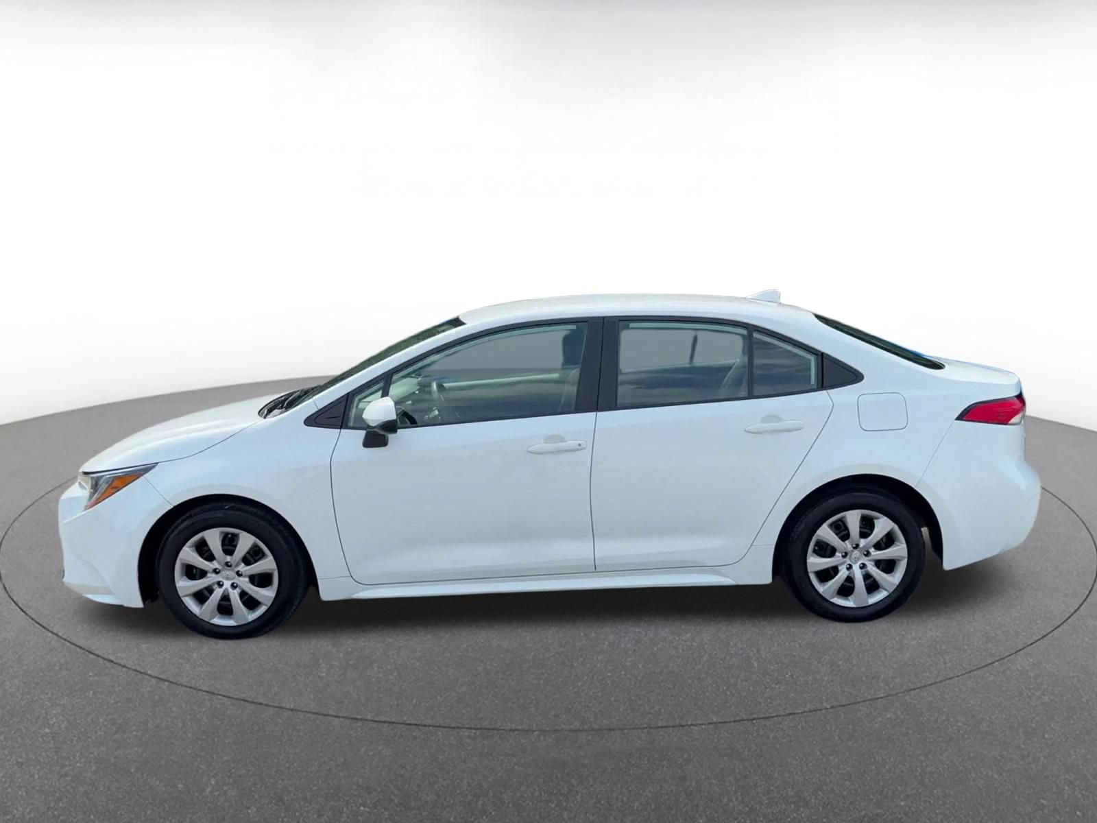 Thumbnail: 2025 Toyota Corolla - 9