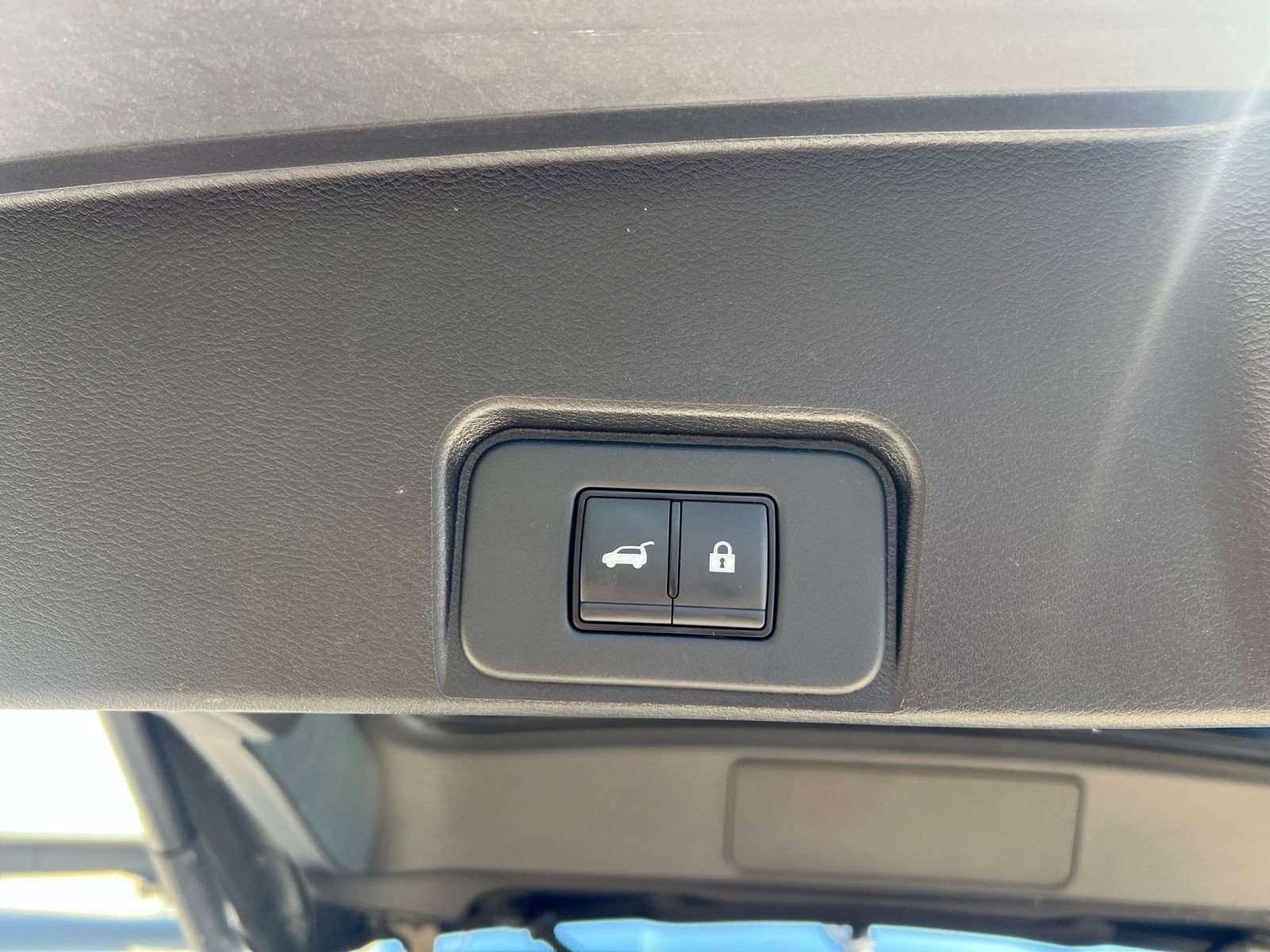 Thumbnail: 2025 Nissan Rogue - 23