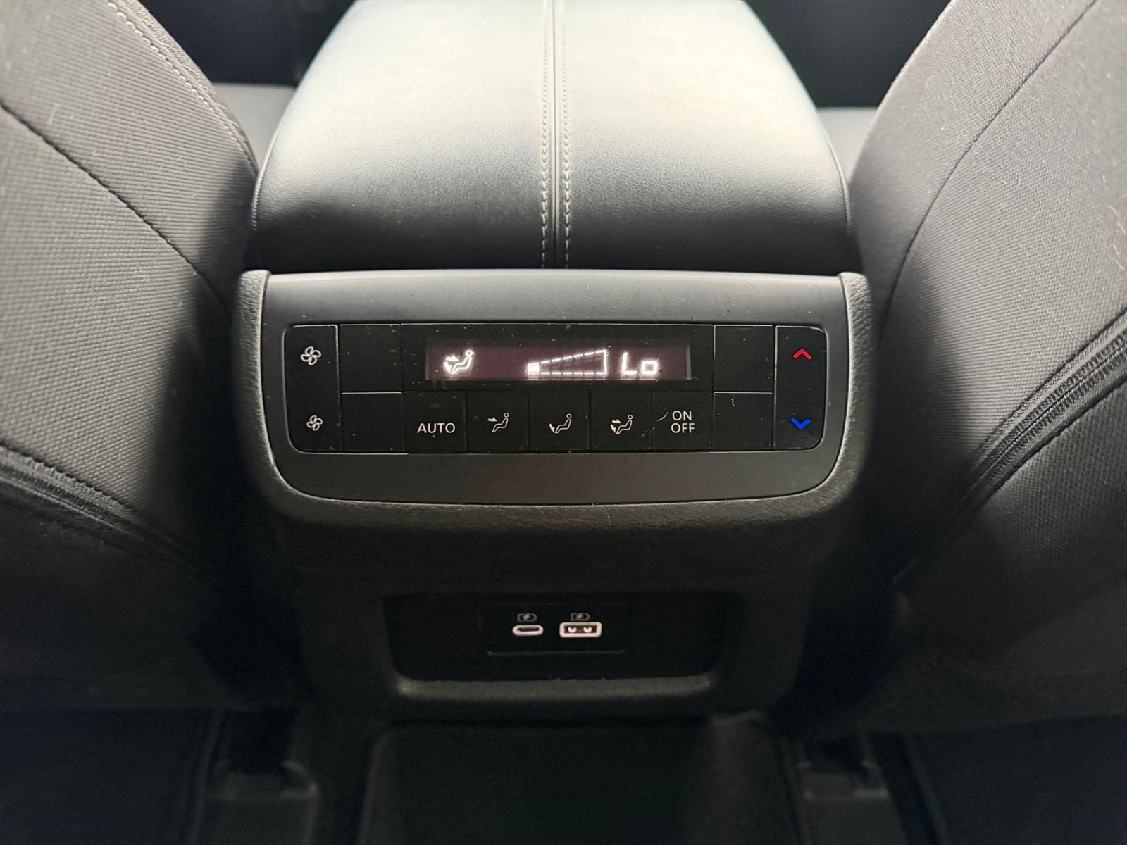 Thumbnail: 2025 Nissan Pathfinder - 25