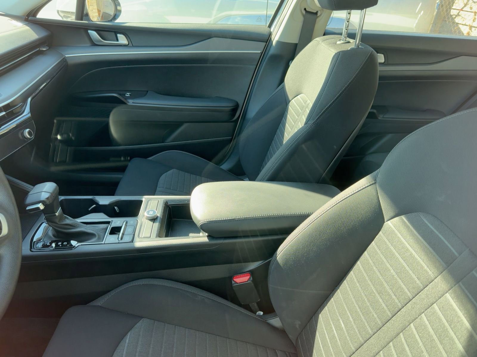 Thumbnail: 2025 Kia K5 - 2