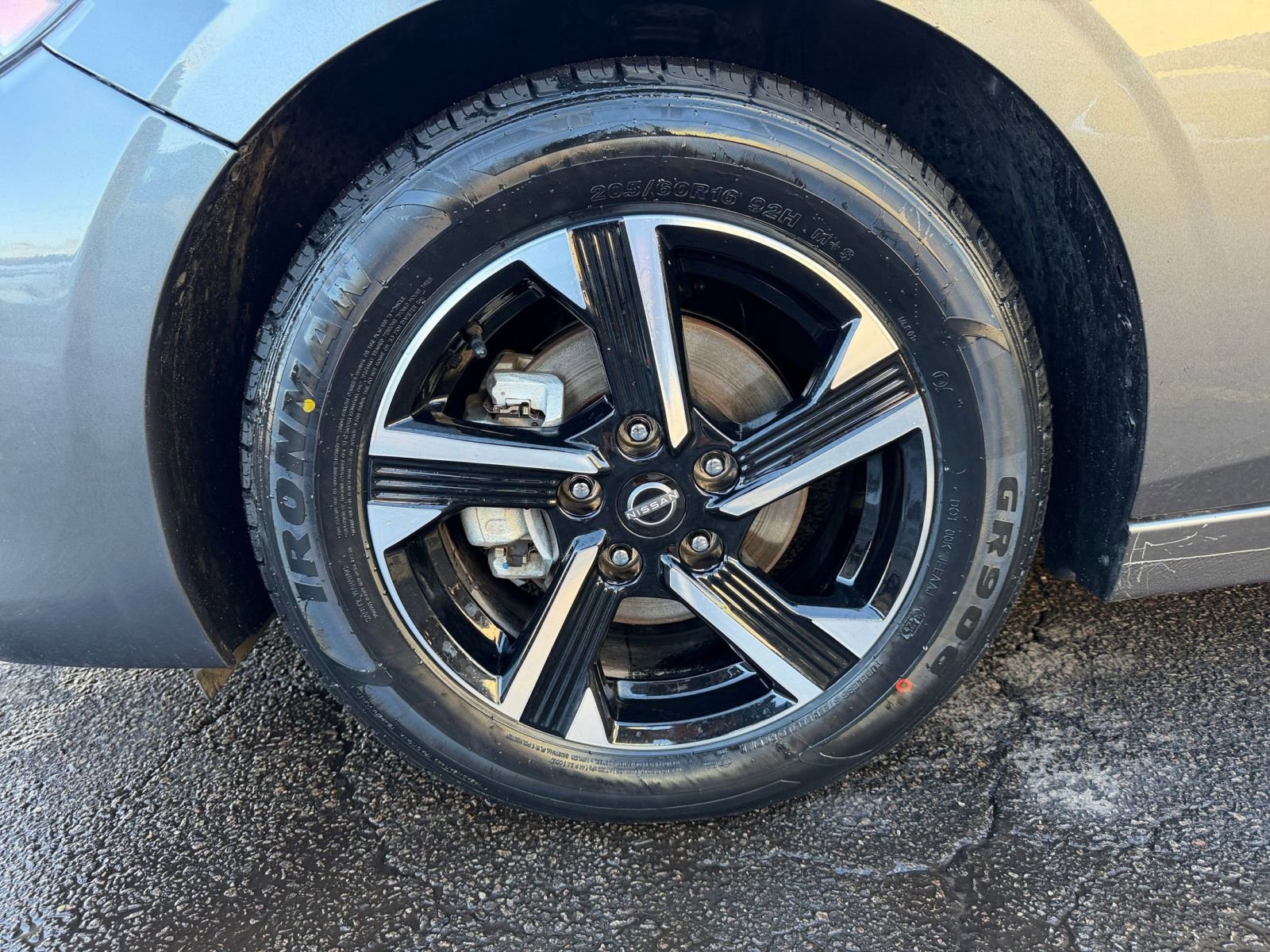 Thumbnail: 2025 Nissan Sentra - 28