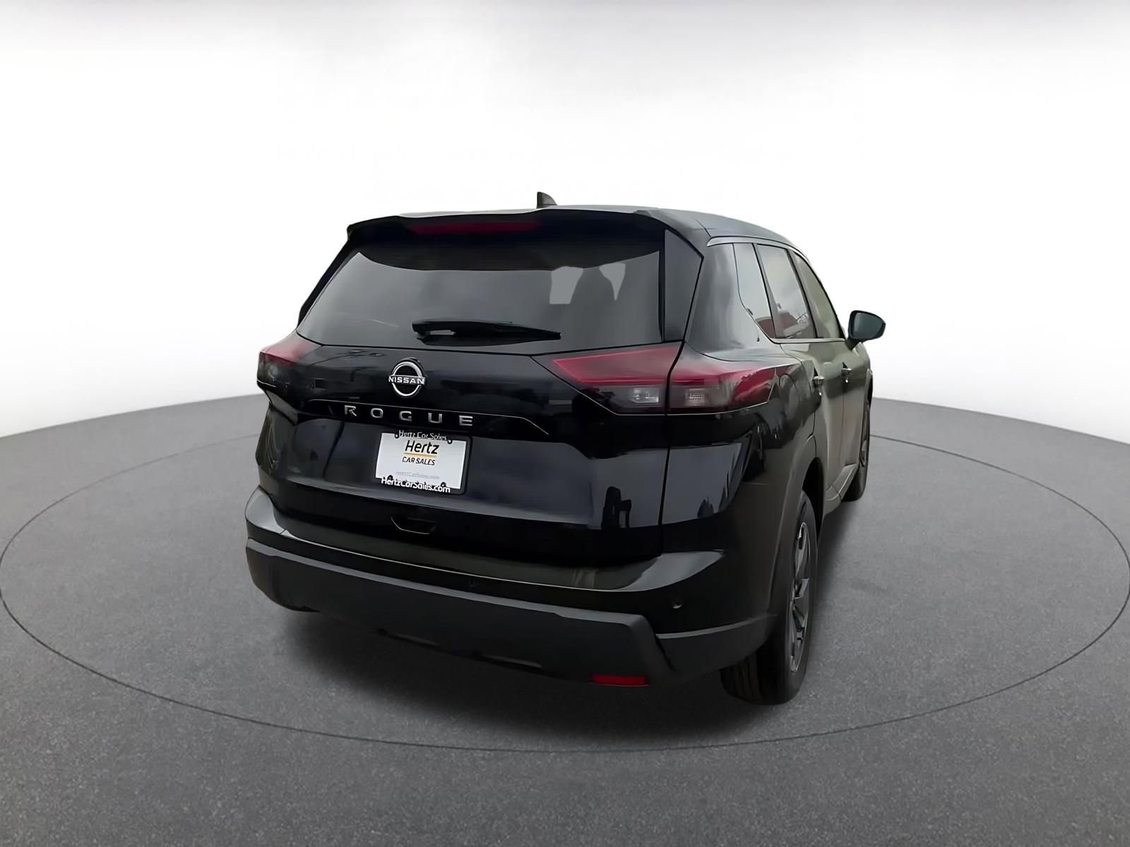Thumbnail: 2025 Nissan Rogue - 14
