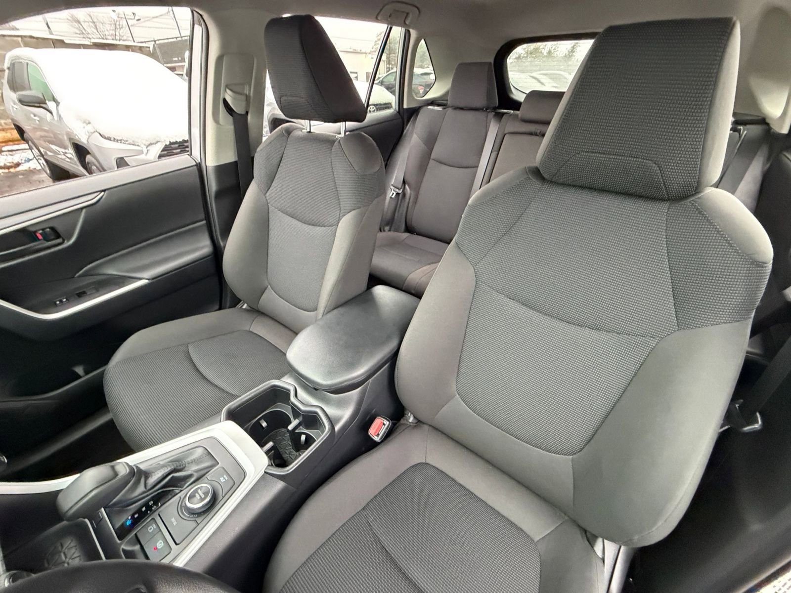 Thumbnail: 2025 Toyota RAV4 - 35