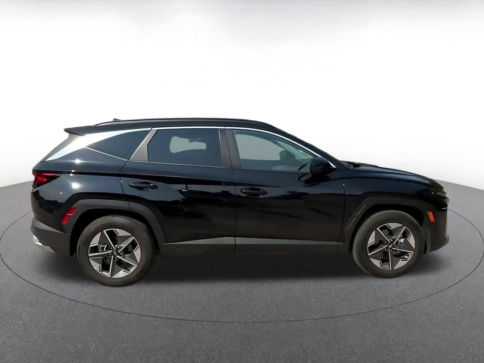 Thumbnail: 2026 Hyundai Tucson - 15