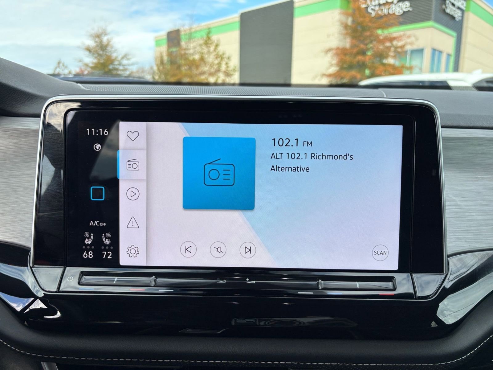 Thumbnail: 2025 Volkswagen Atlas - 21