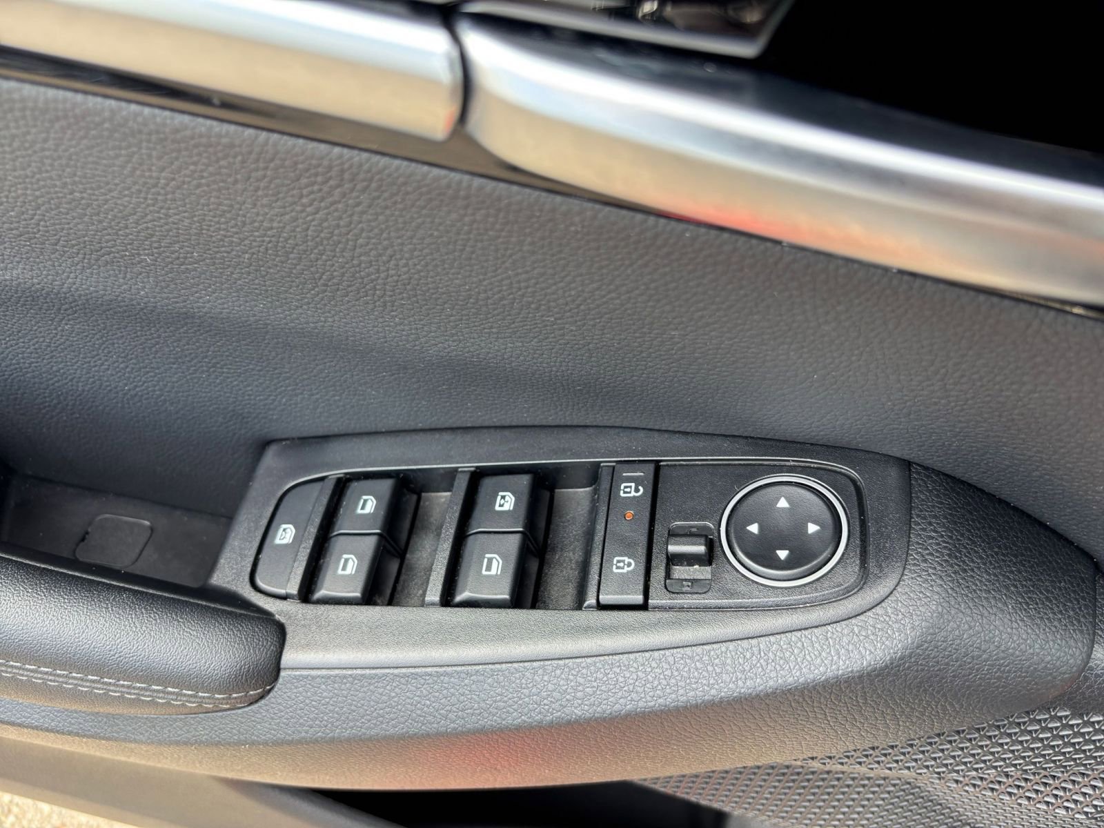 Thumbnail: 2025 Kia Seltos - 20