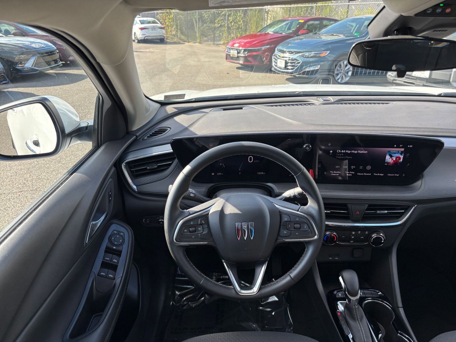 Thumbnail: 2025 Buick Encore GX - 32