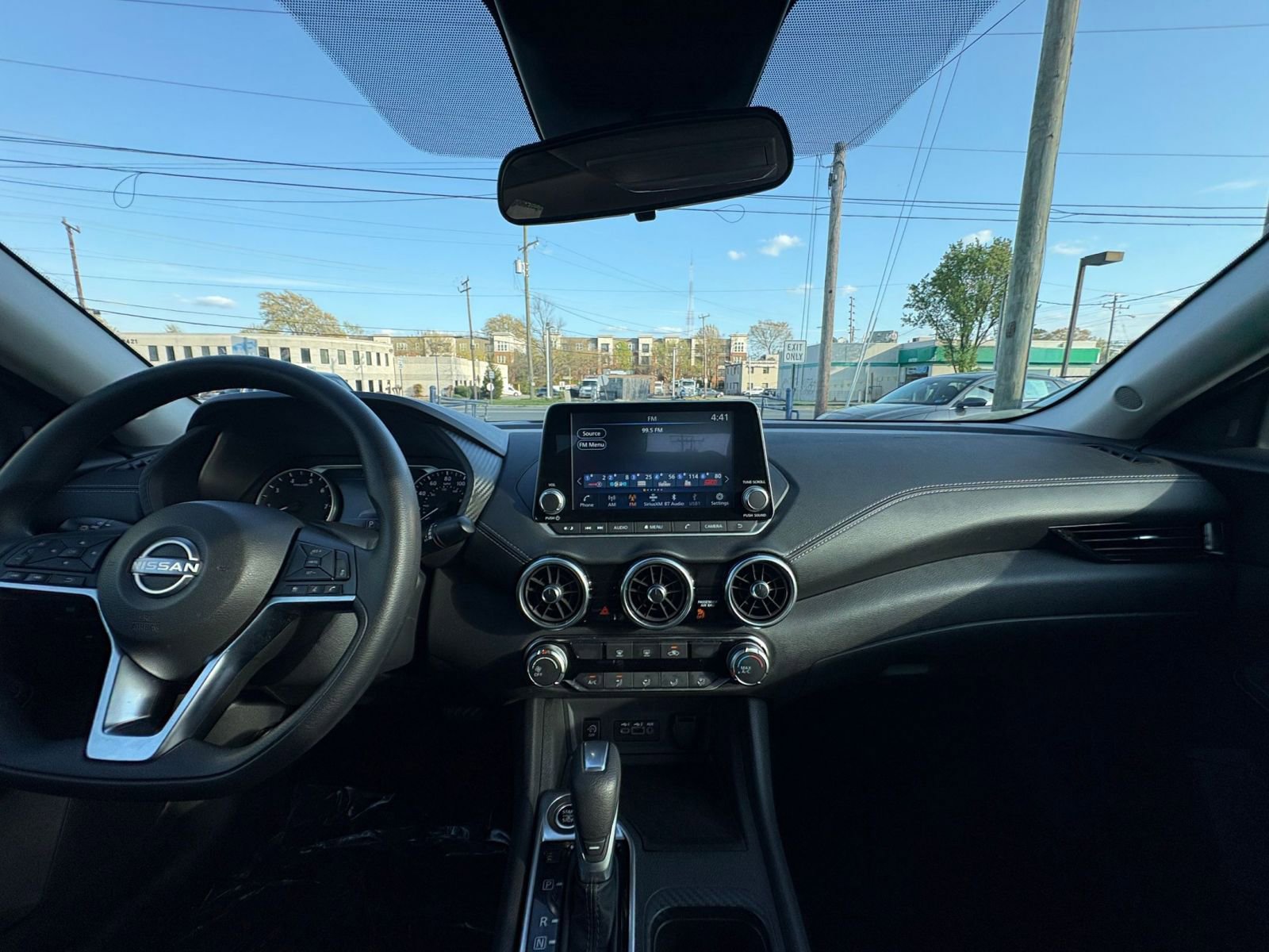 Thumbnail: 2025 Nissan Sentra - 31