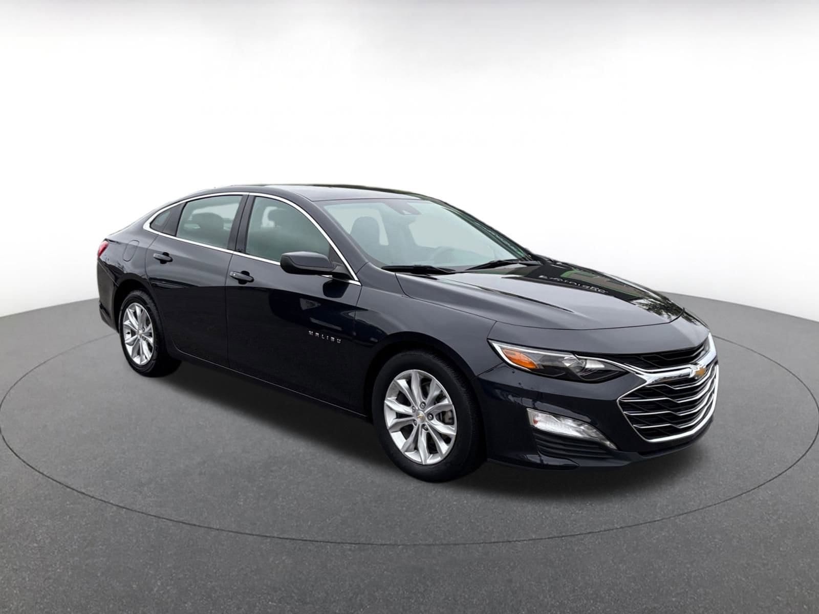 Thumbnail: 2023 Chevrolet Malibu - 1