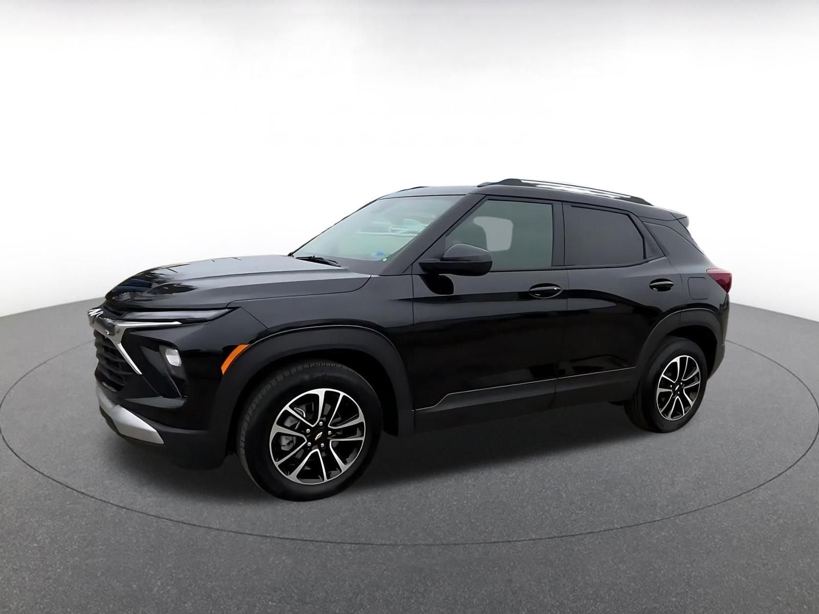 Thumbnail: 2025 Chevrolet TrailBlazer - 8