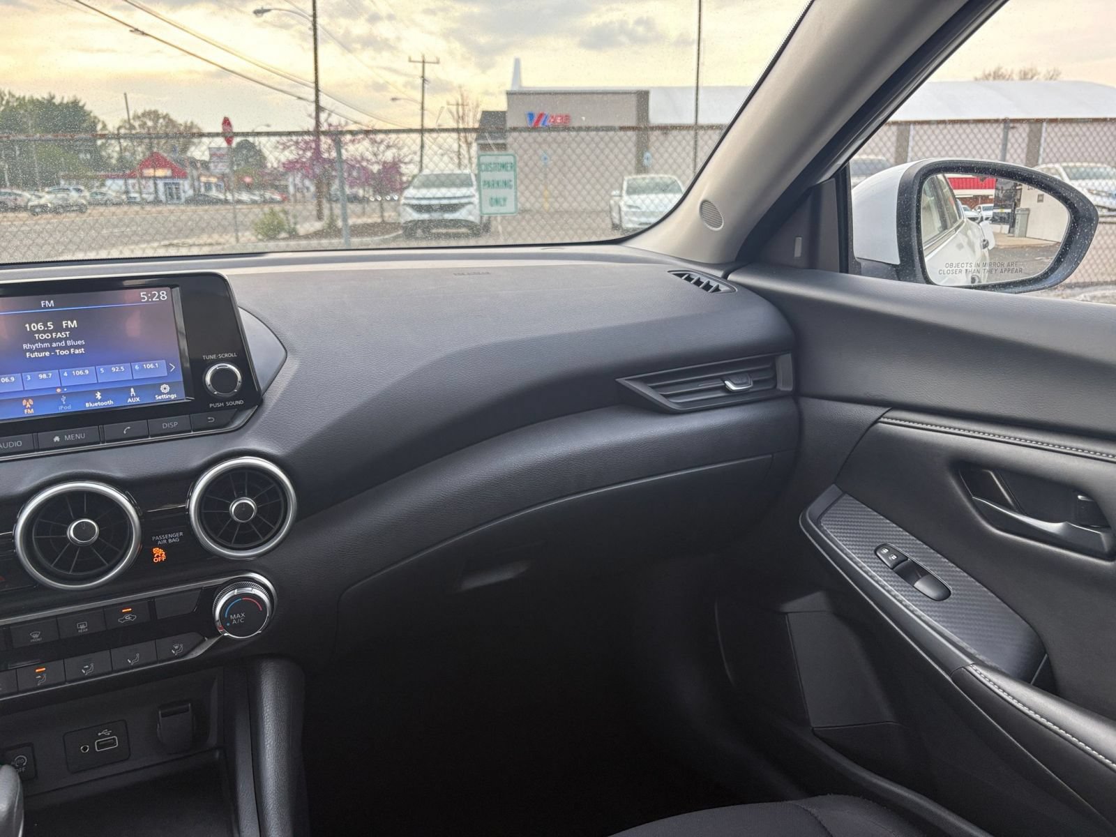 Thumbnail: 2025 Nissan Sentra - 34