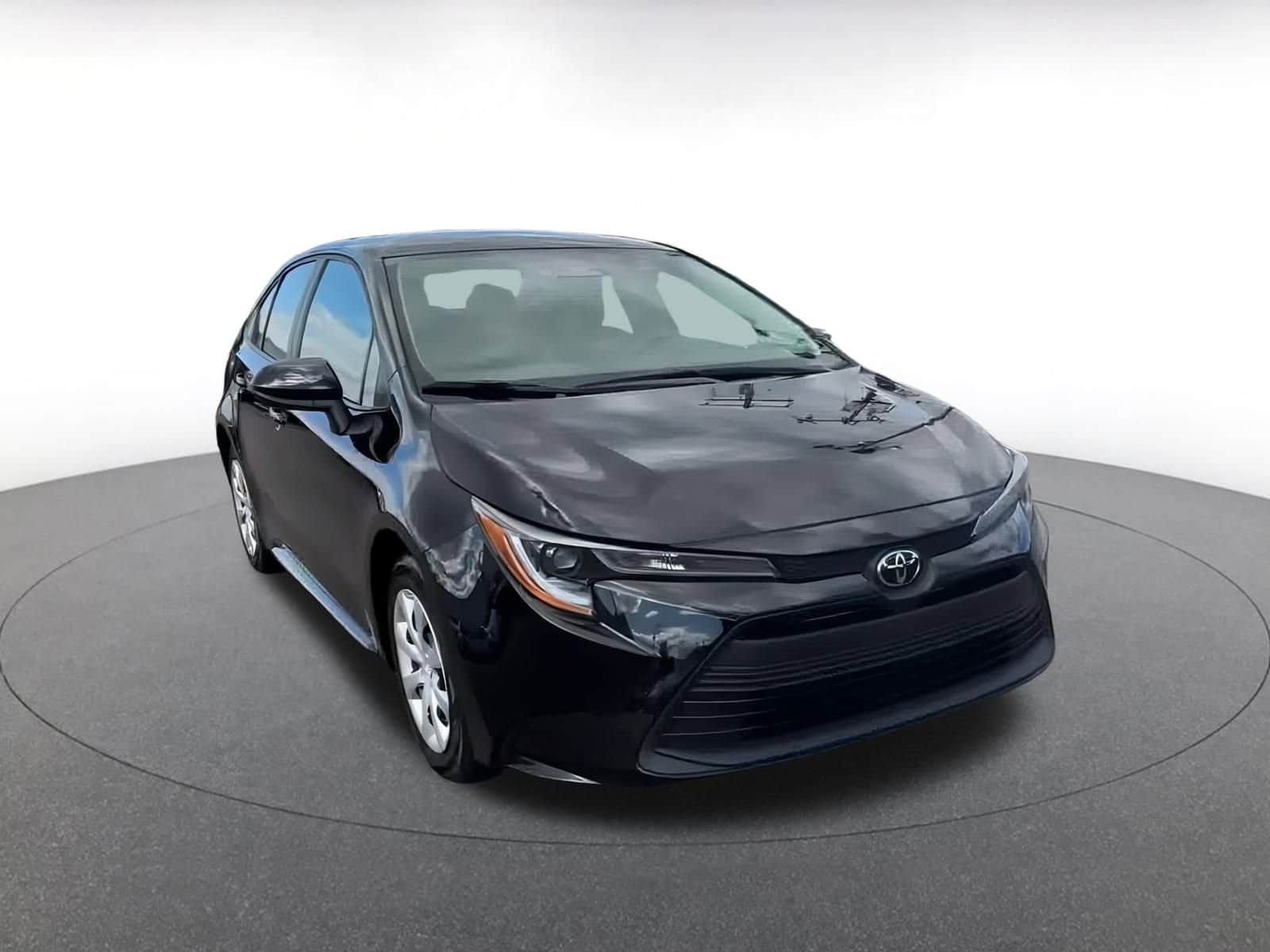 Thumbnail: 2024 Toyota Corolla - 3