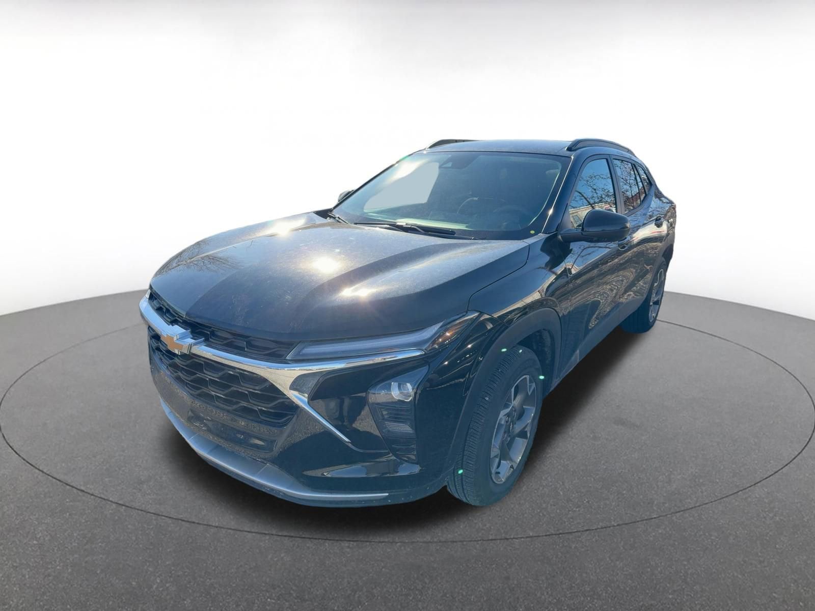 Thumbnail: 2025 Chevrolet Trax - 4